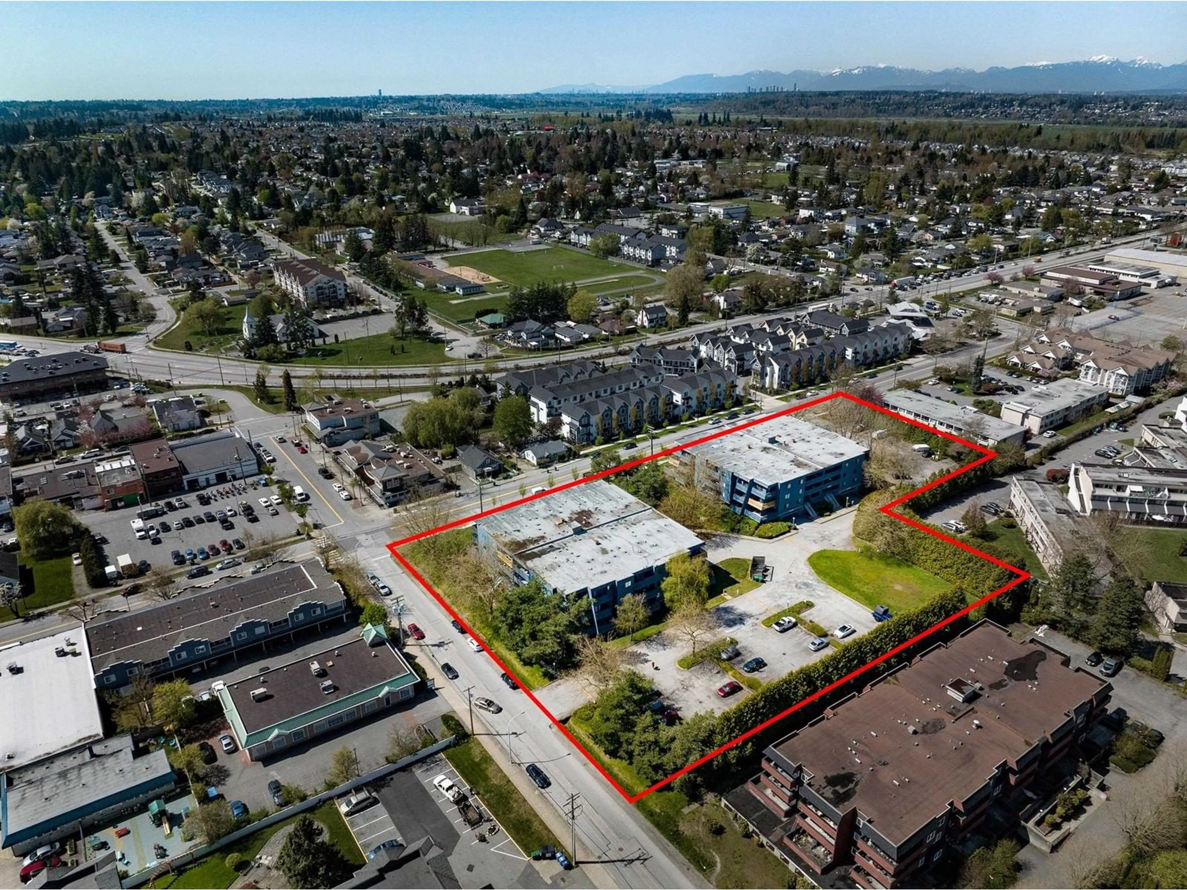 A pic from outside/outdoor area/front of a property/back of a property/a pic from drone, street for 310 - 5906 176A, Surrey British Columbia V3S4H7