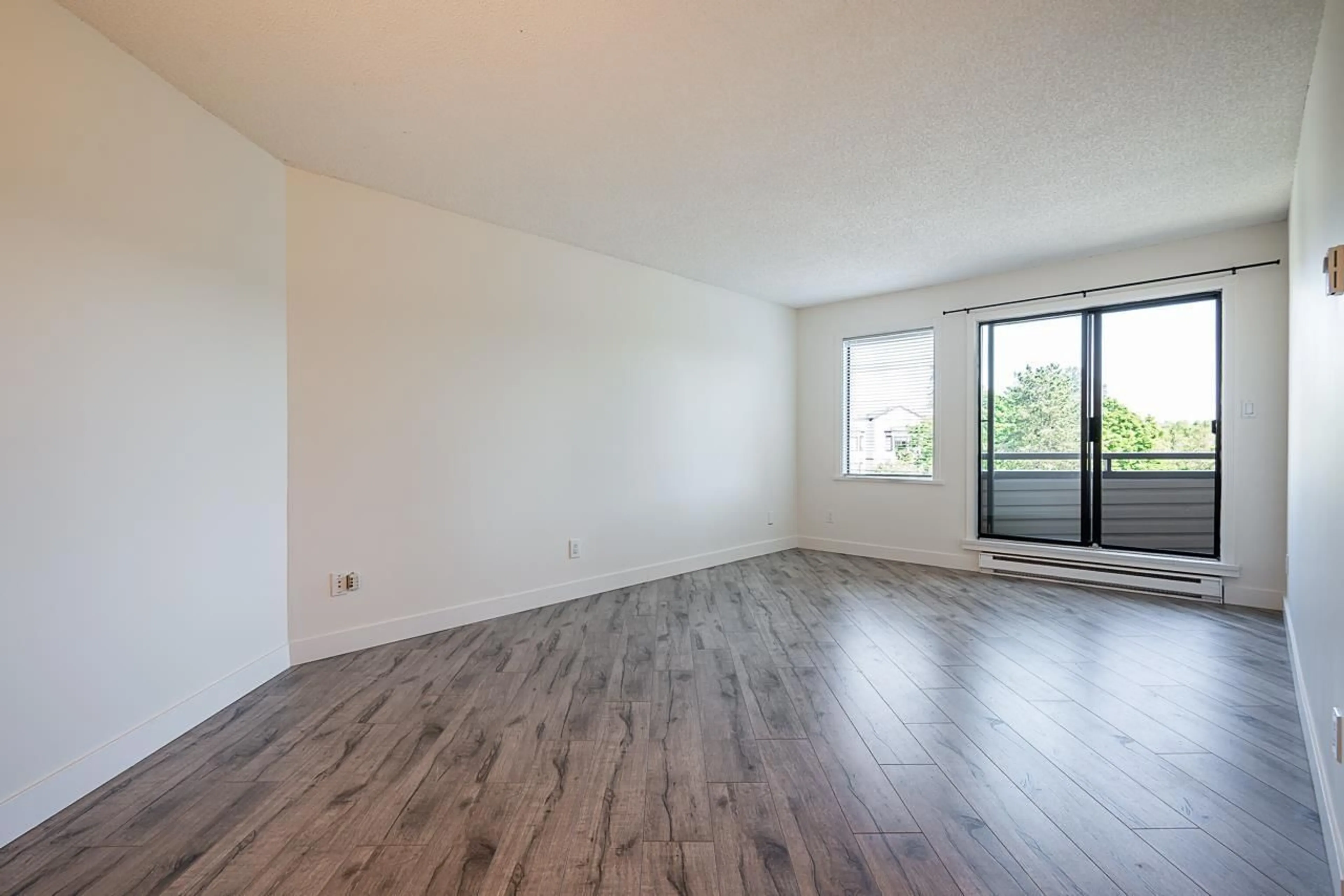 A pic of a room for 311 - 5294 204, Langley British Columbia V3A1Z1