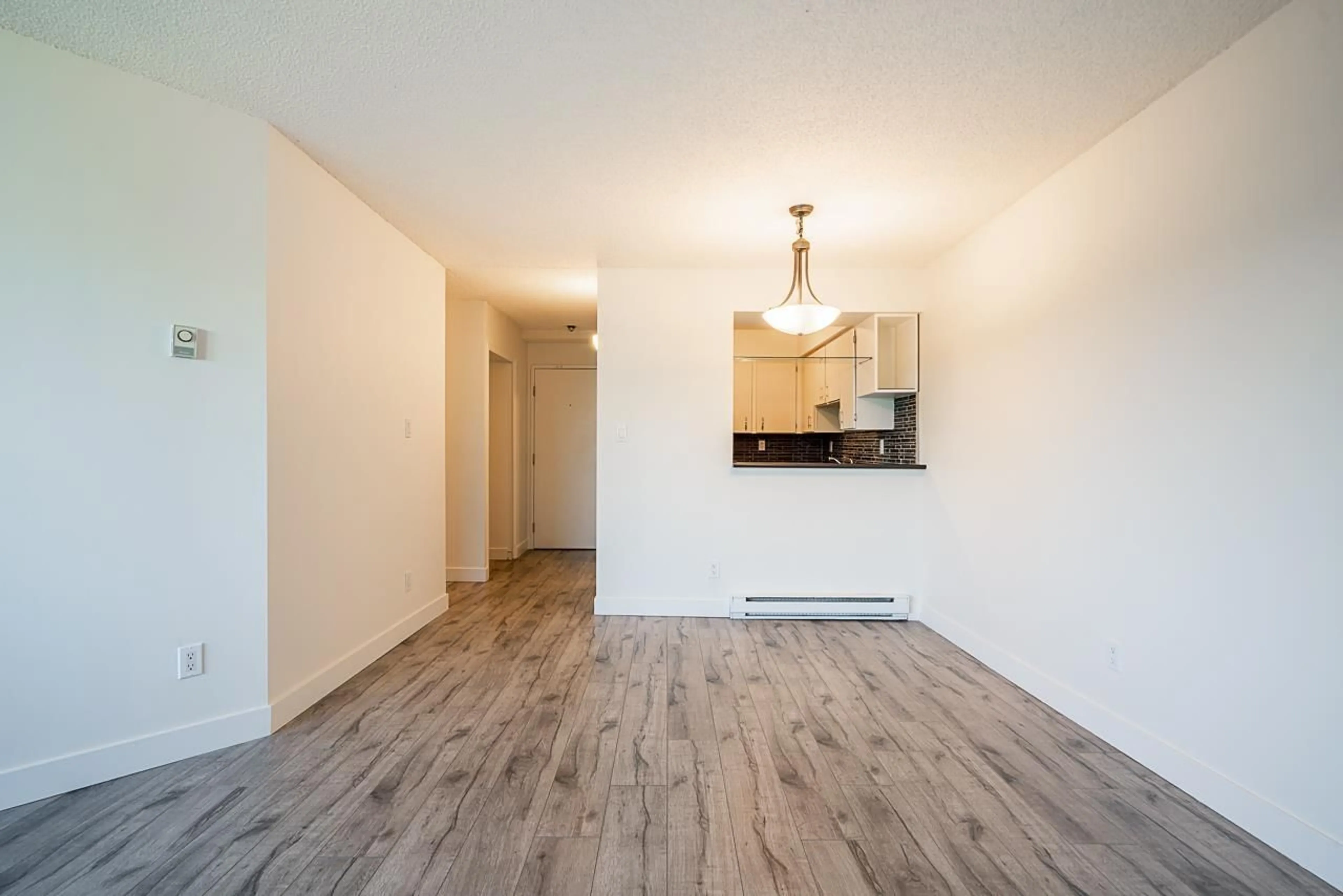 A pic of a room for 311 - 5294 204, Langley British Columbia V3A1Z1
