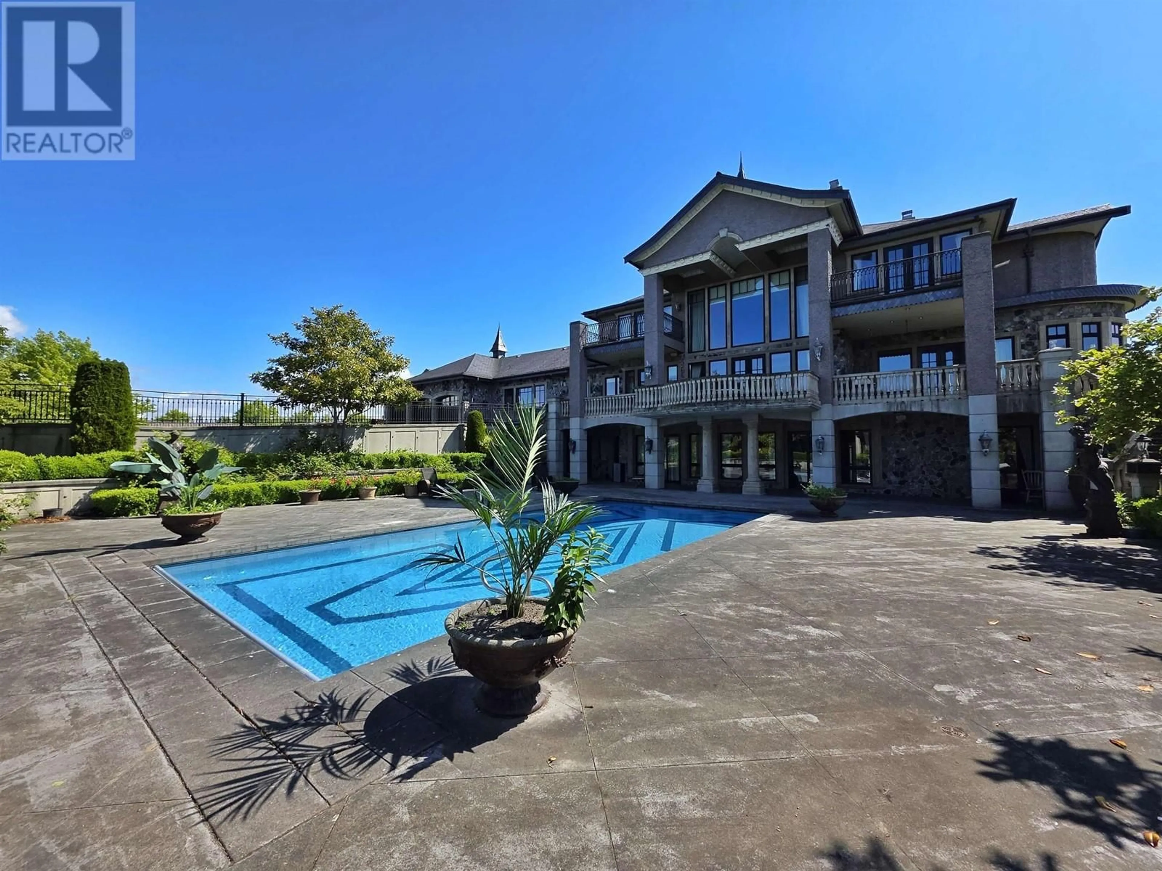 Pool for 3255 72ND STREET, Delta British Columbia V4K3N2