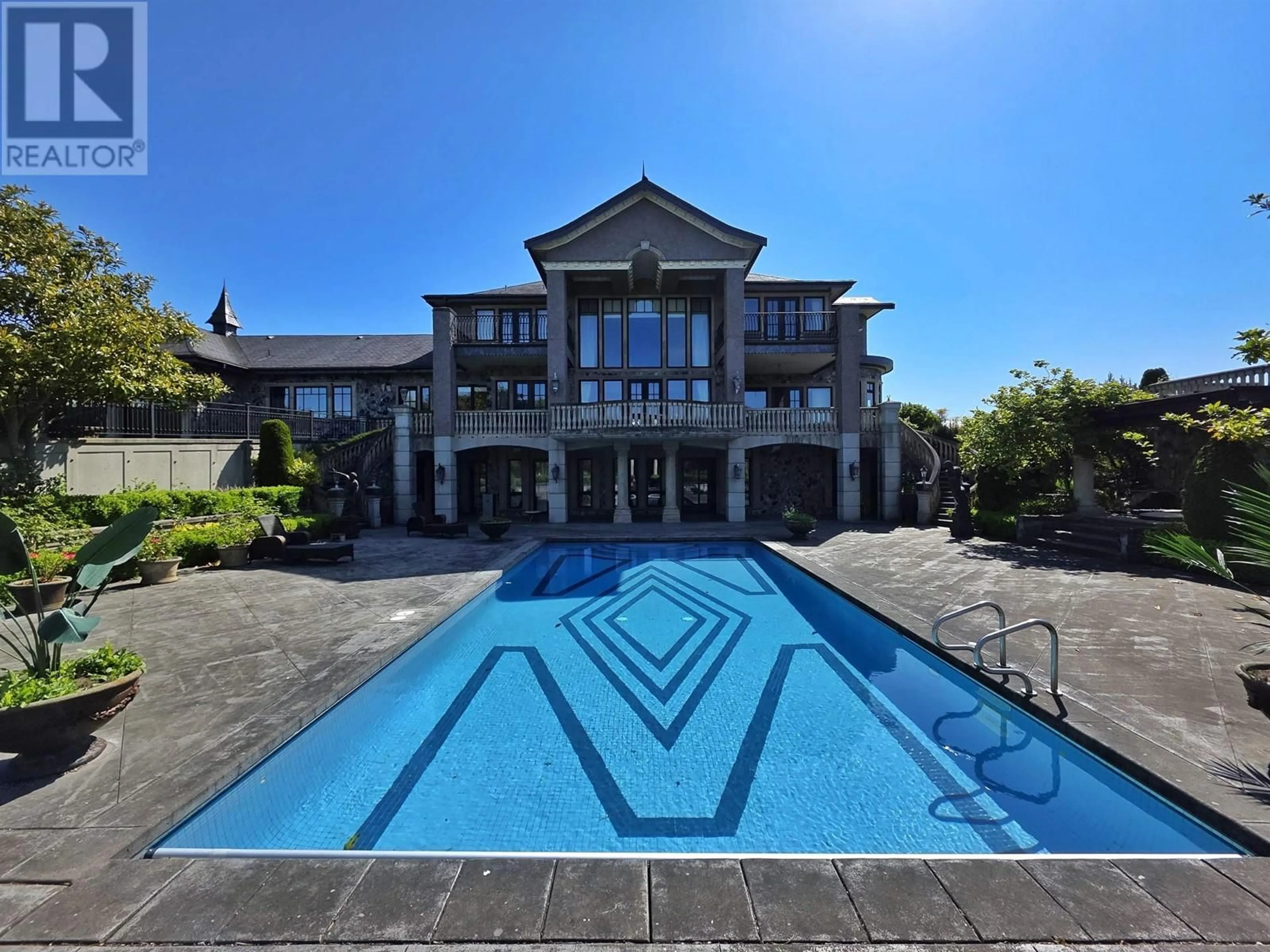 Pool for 3255 72ND STREET, Delta British Columbia V4K3N2