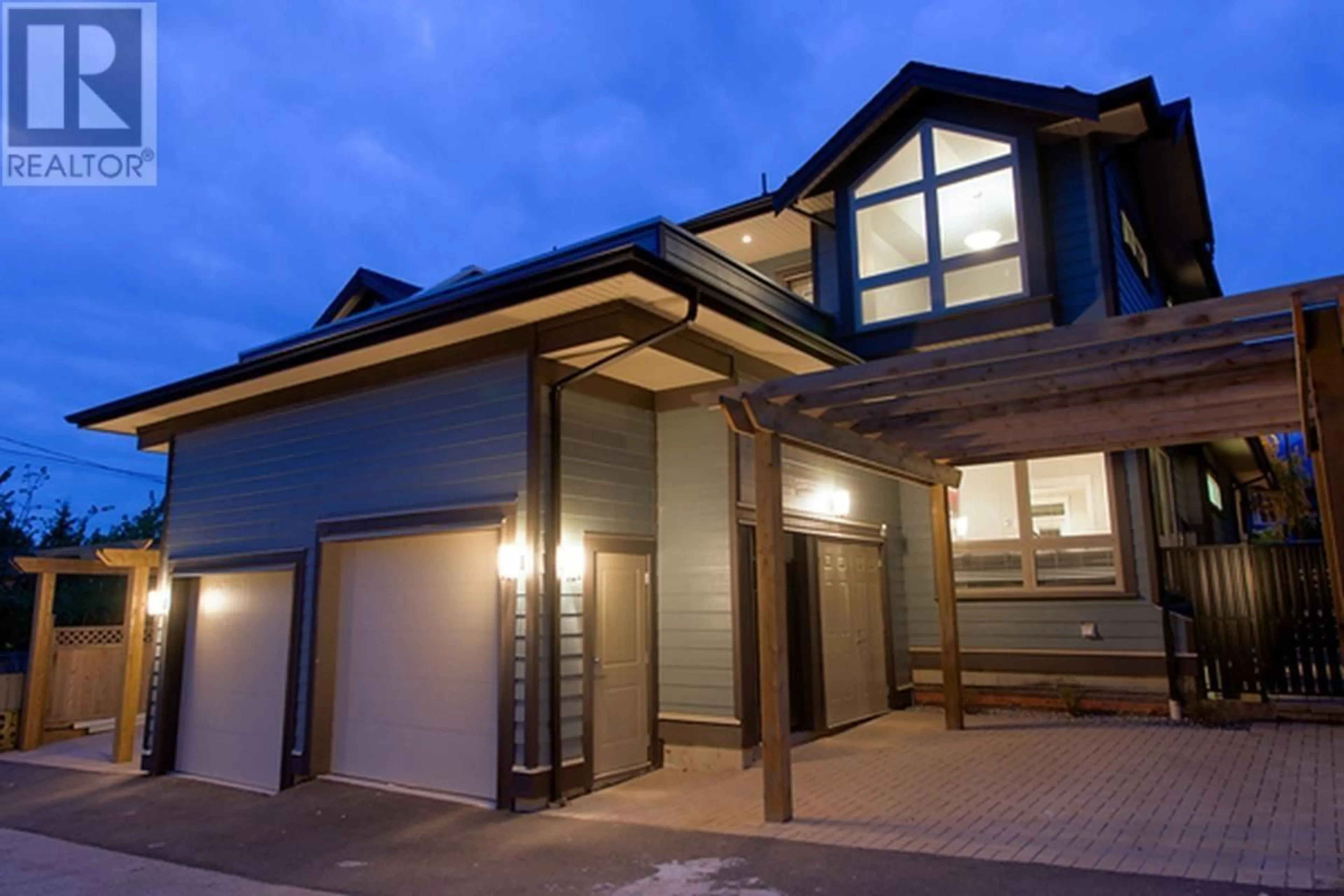 Unknown for 3 - 651 14TH STREET, North Vancouver British Columbia V7M1R3