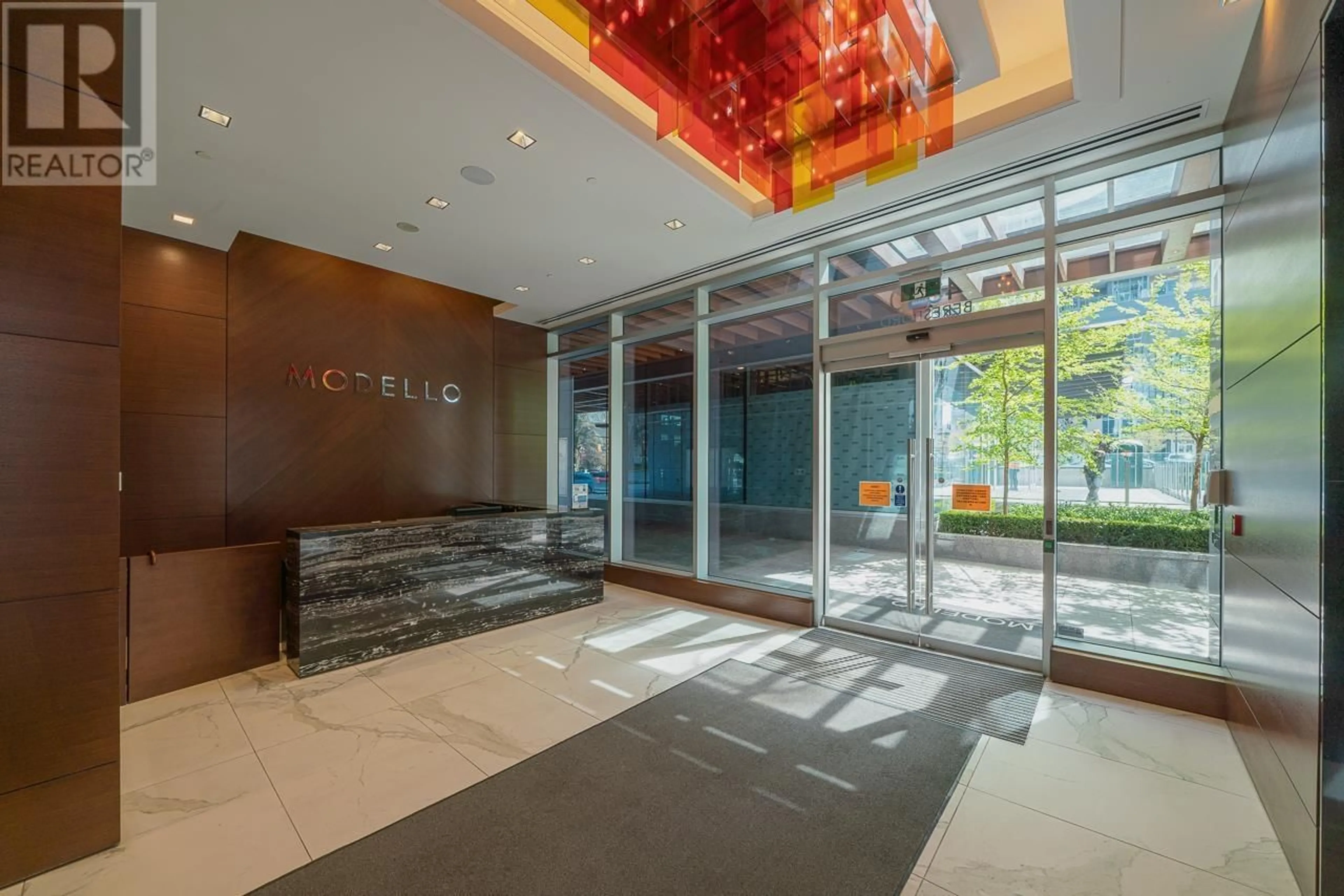 Indoor foyer for 2203 - 4360 BERESFORD STREET, Burnaby British Columbia V5H0G2