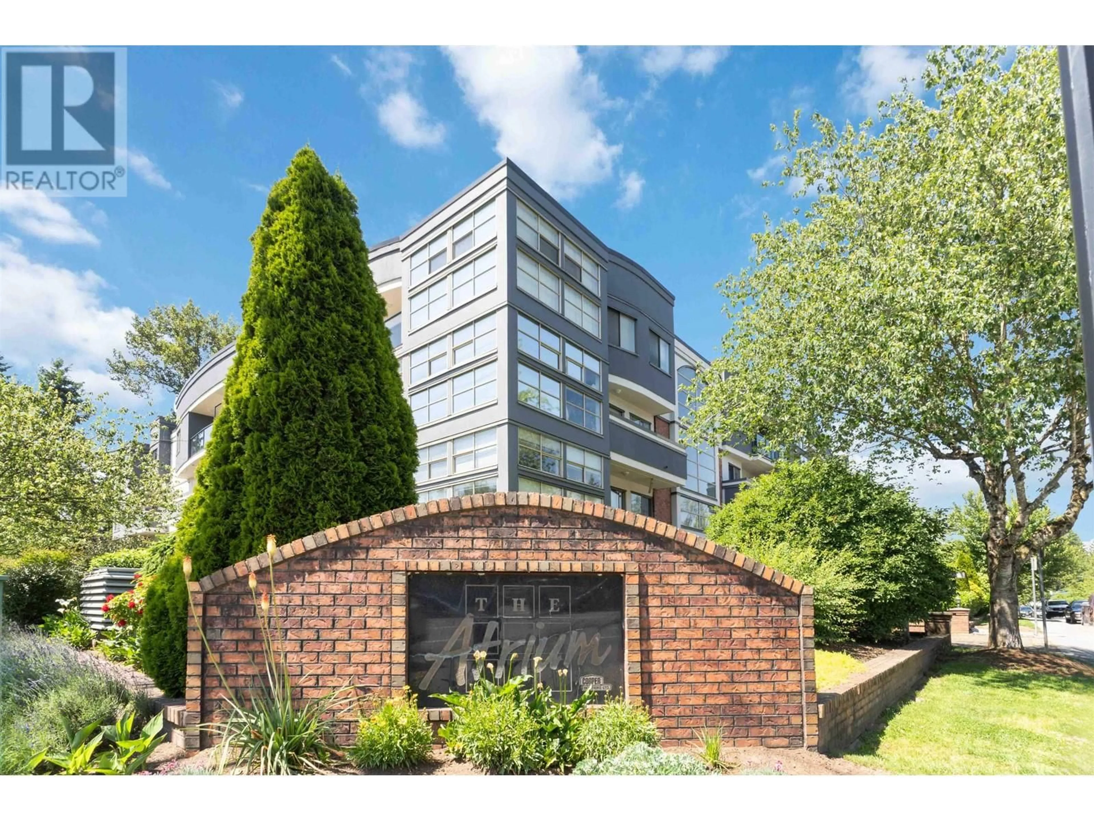Home with brick exterior material, building for 402 - 12025 207A STREET, Maple Ridge British Columbia V2X0R3