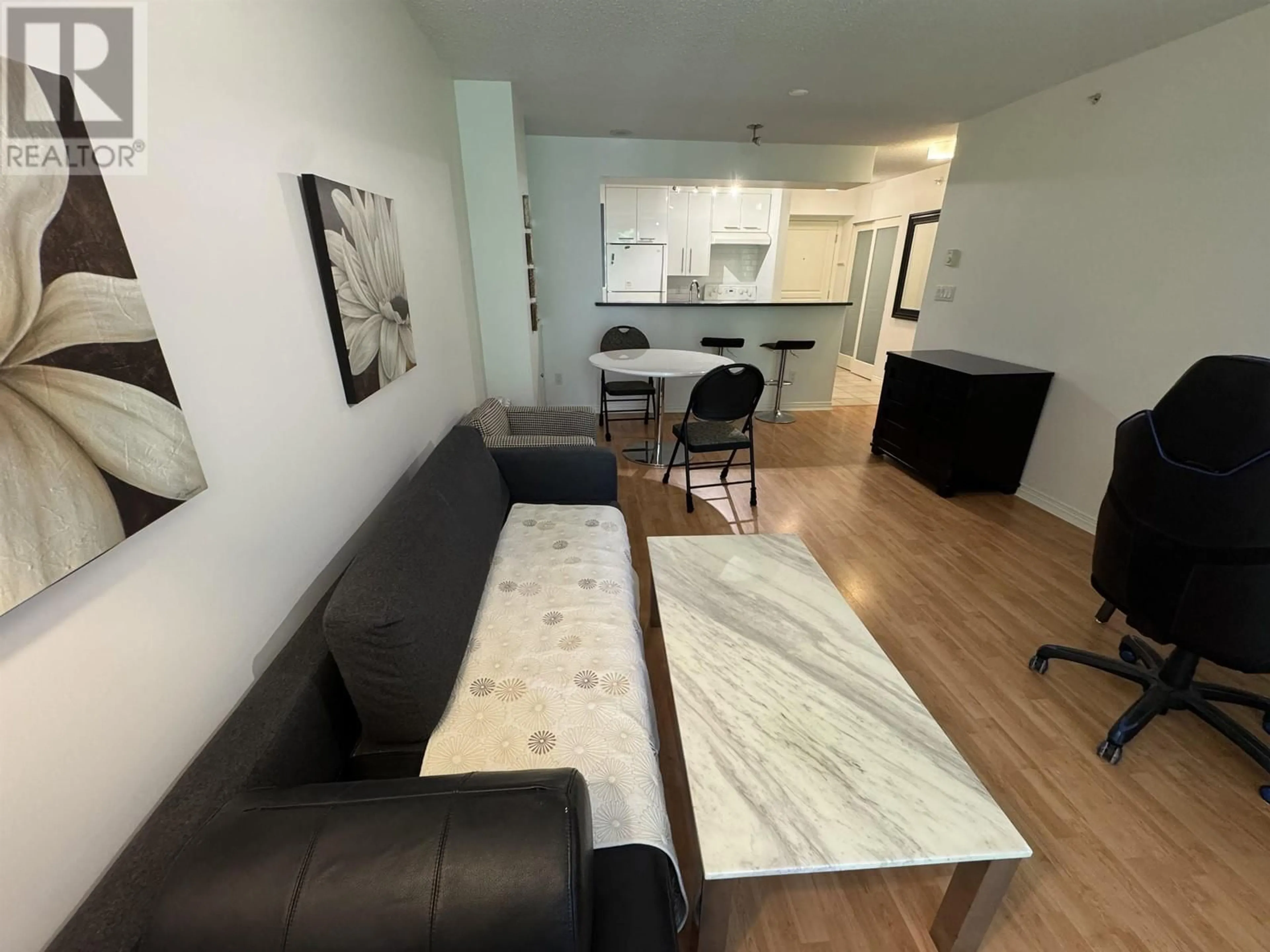 A pic of a room for 305 - 5639 HAMPTON PLACE, Vancouver British Columbia V6T2H6