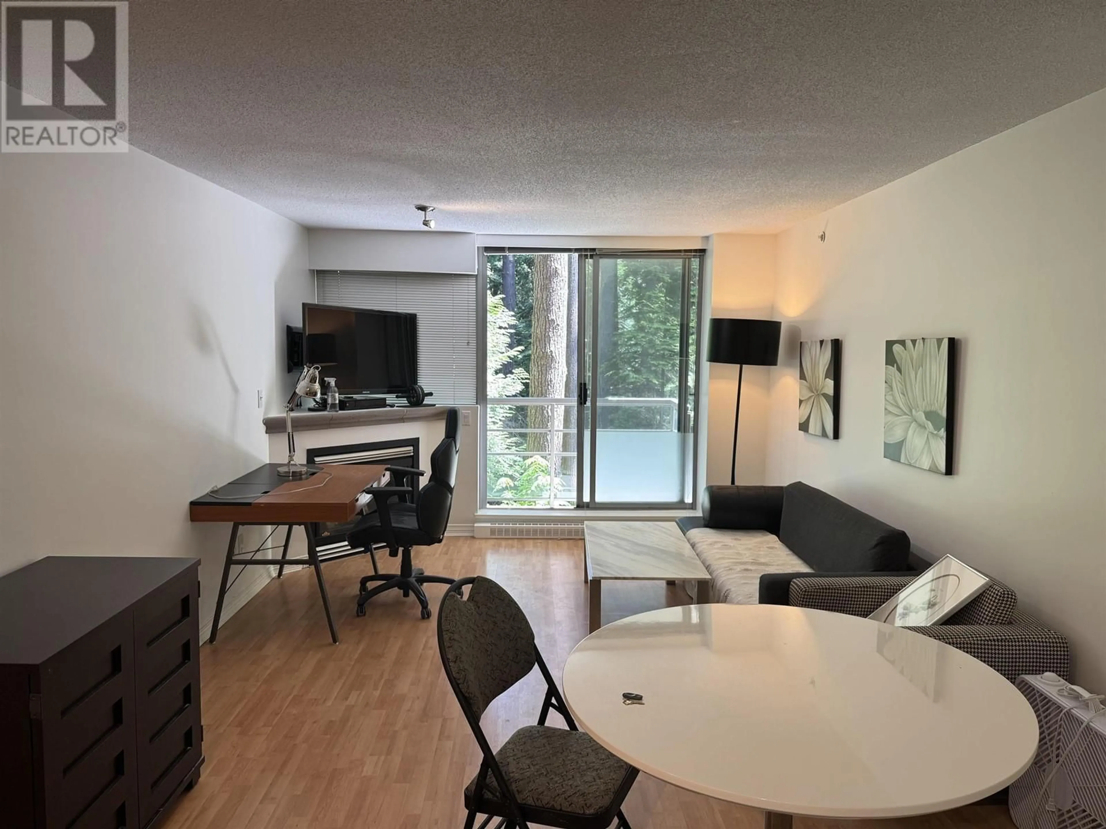 A pic of a room for 305 - 5639 HAMPTON PLACE, Vancouver British Columbia V6T2H6