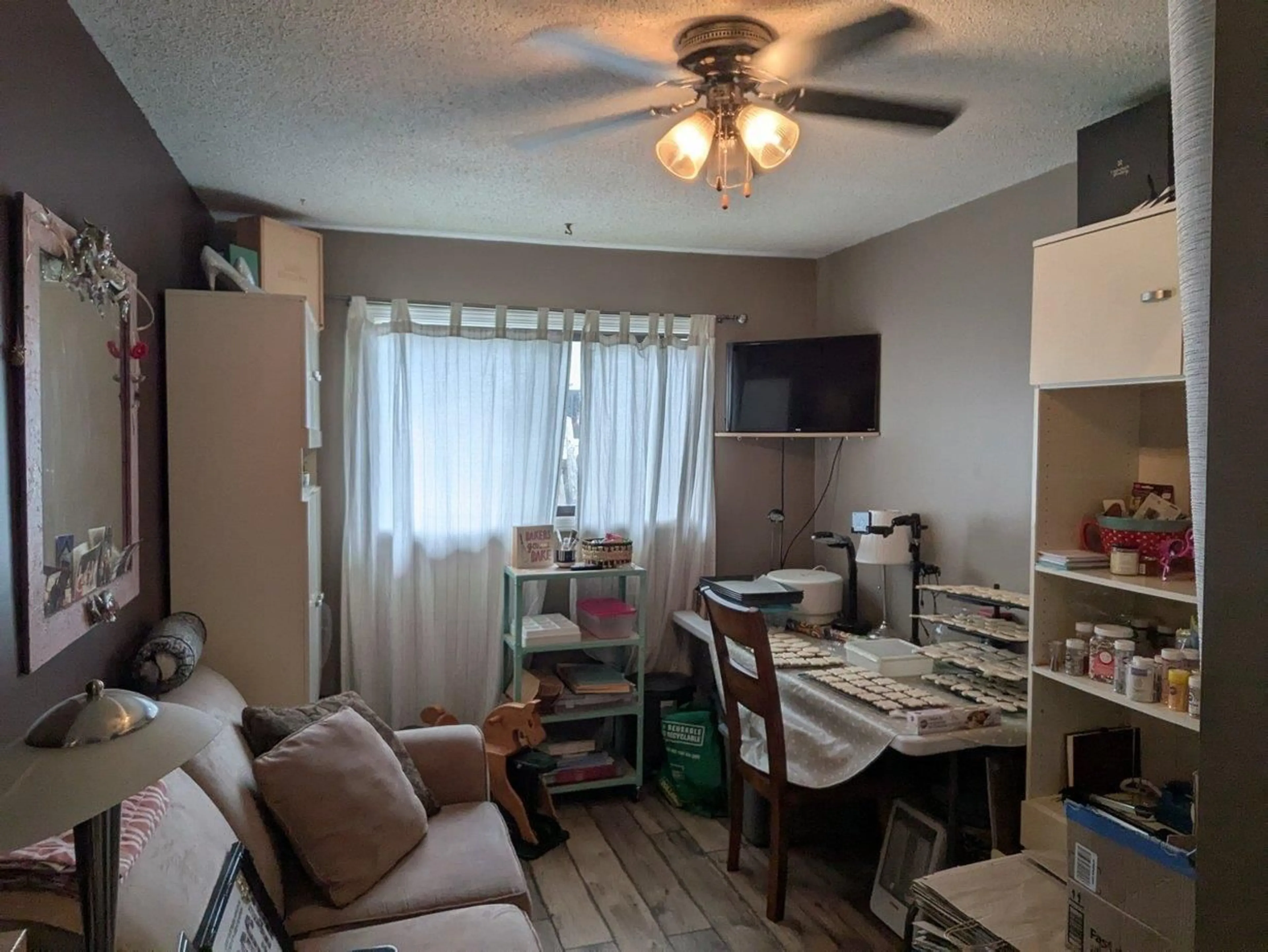 A pic of a room for 26523 28B, Langley British Columbia V4W3B1