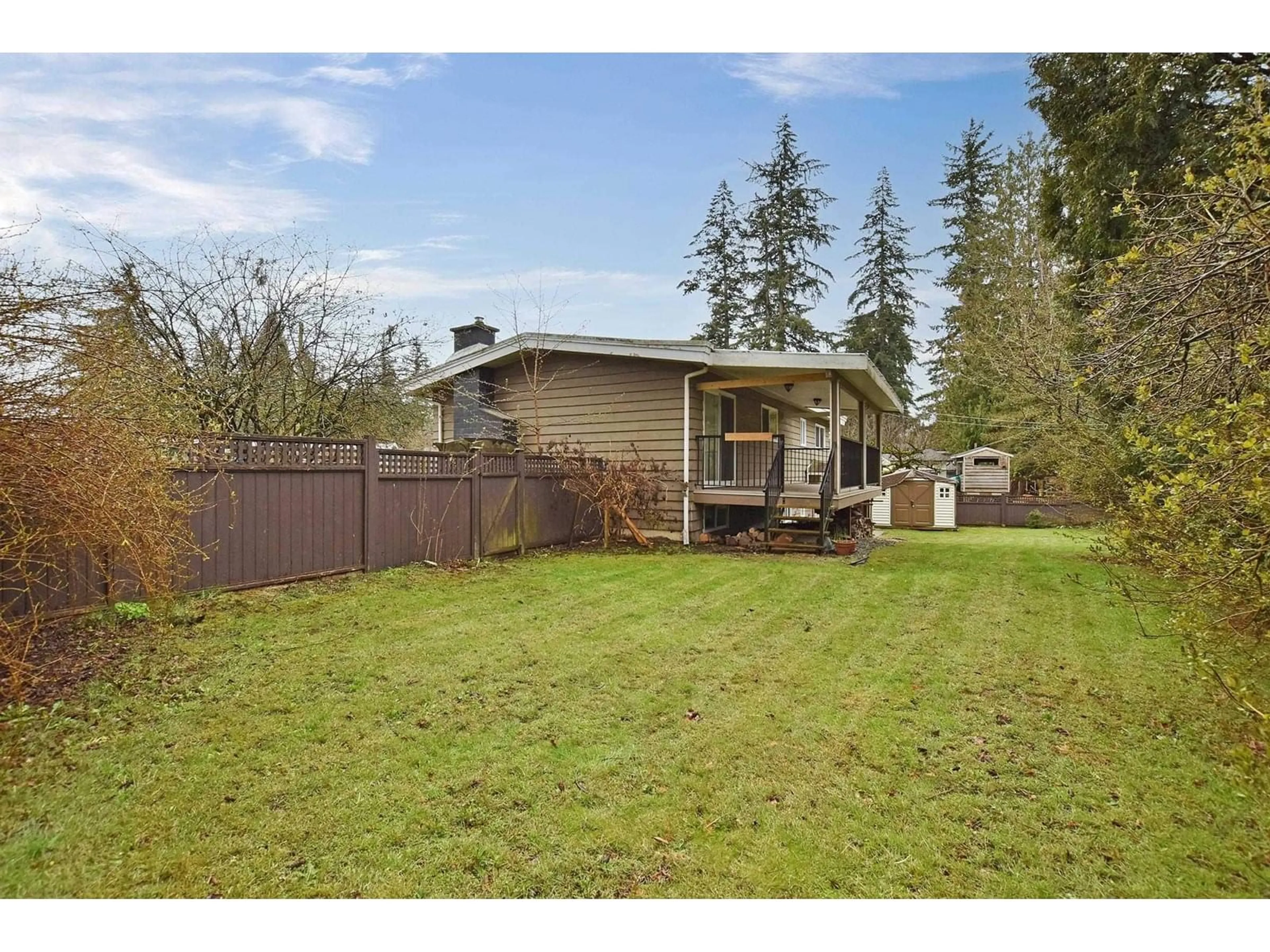 Shed for 2897 CAMELLIA, Abbotsford British Columbia V2S4K4