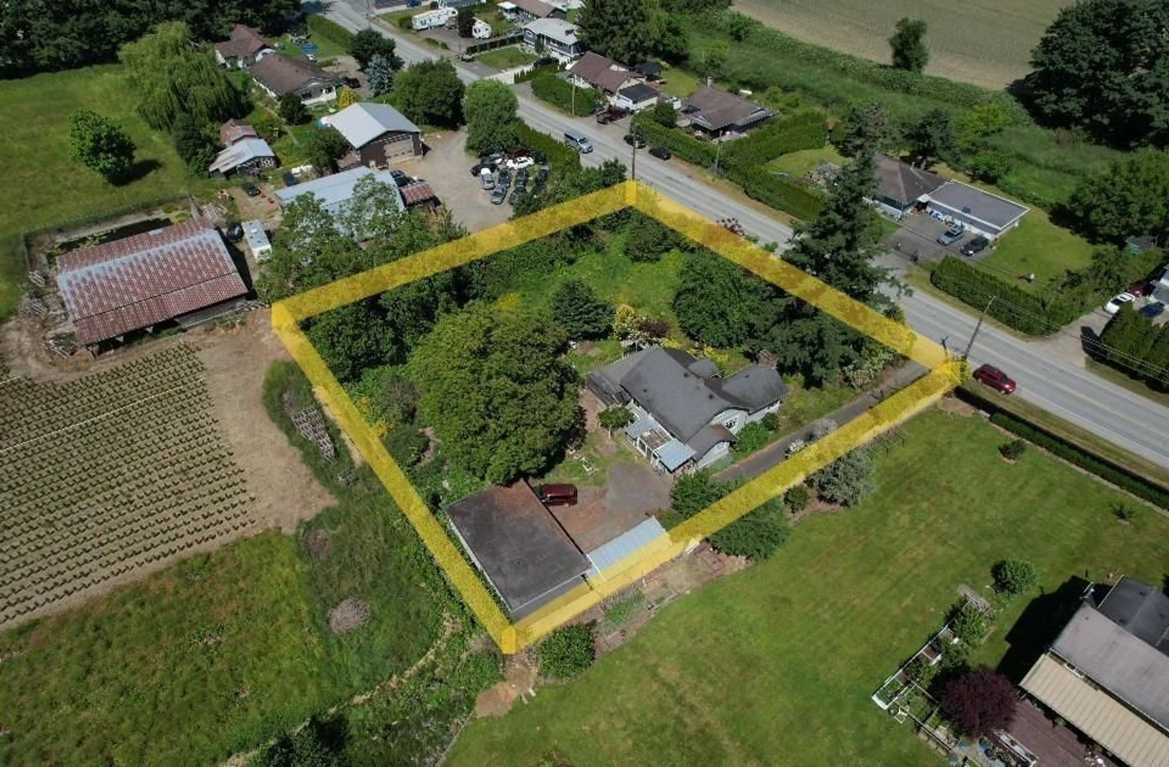 A pic from outside/outdoor area/front of a property/back of a property/a pic from drone, building for 49366 YALE ROAD, Chilliwack British Columbia V4Z0B2