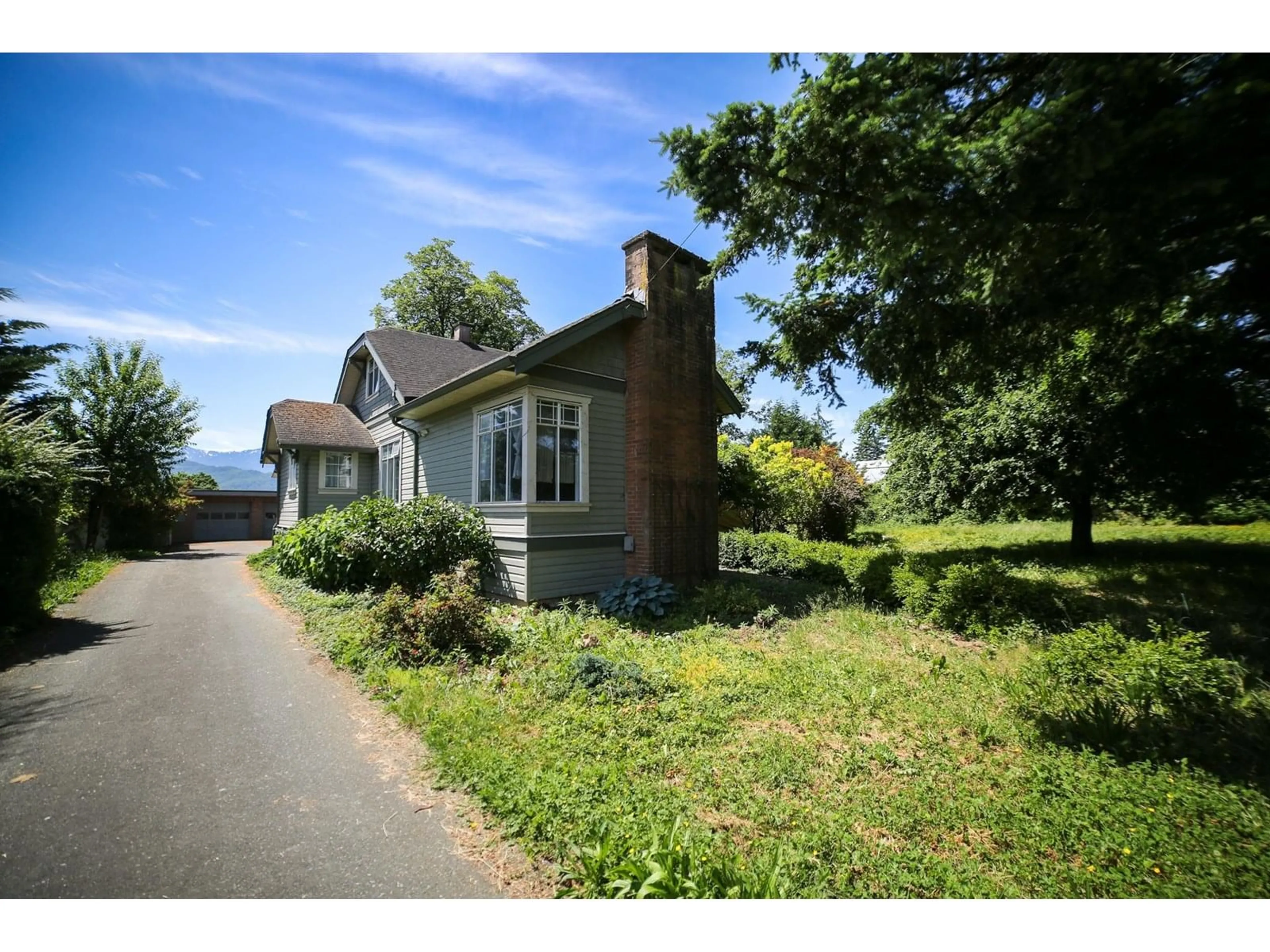 A pic from outside/outdoor area/front of a property/back of a property/a pic from drone, street for 49366 YALE ROAD, Chilliwack British Columbia V4Z0B2