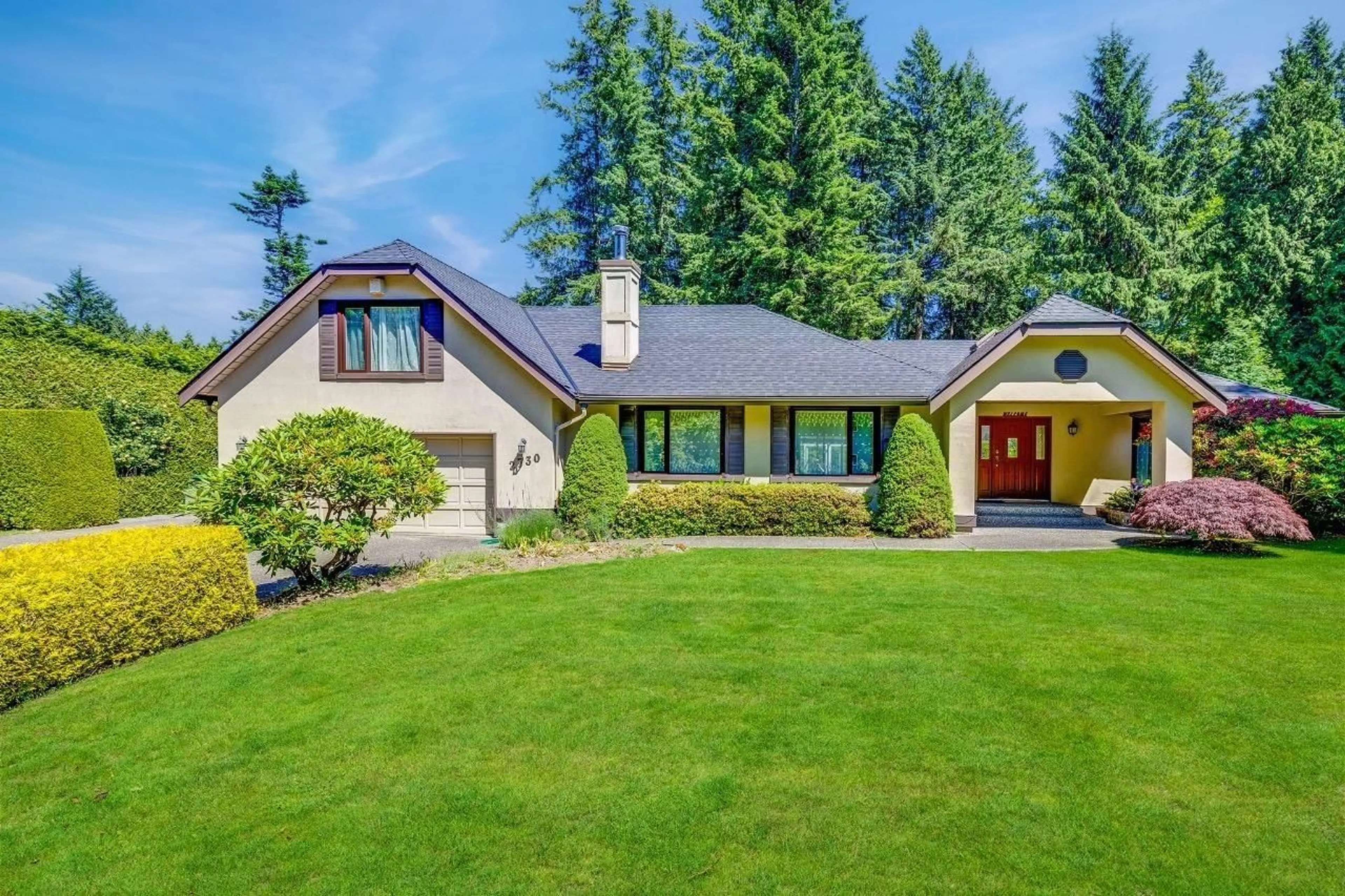 Home with vinyl exterior material, unknown for 2730 133, Surrey British Columbia V4P1X9
