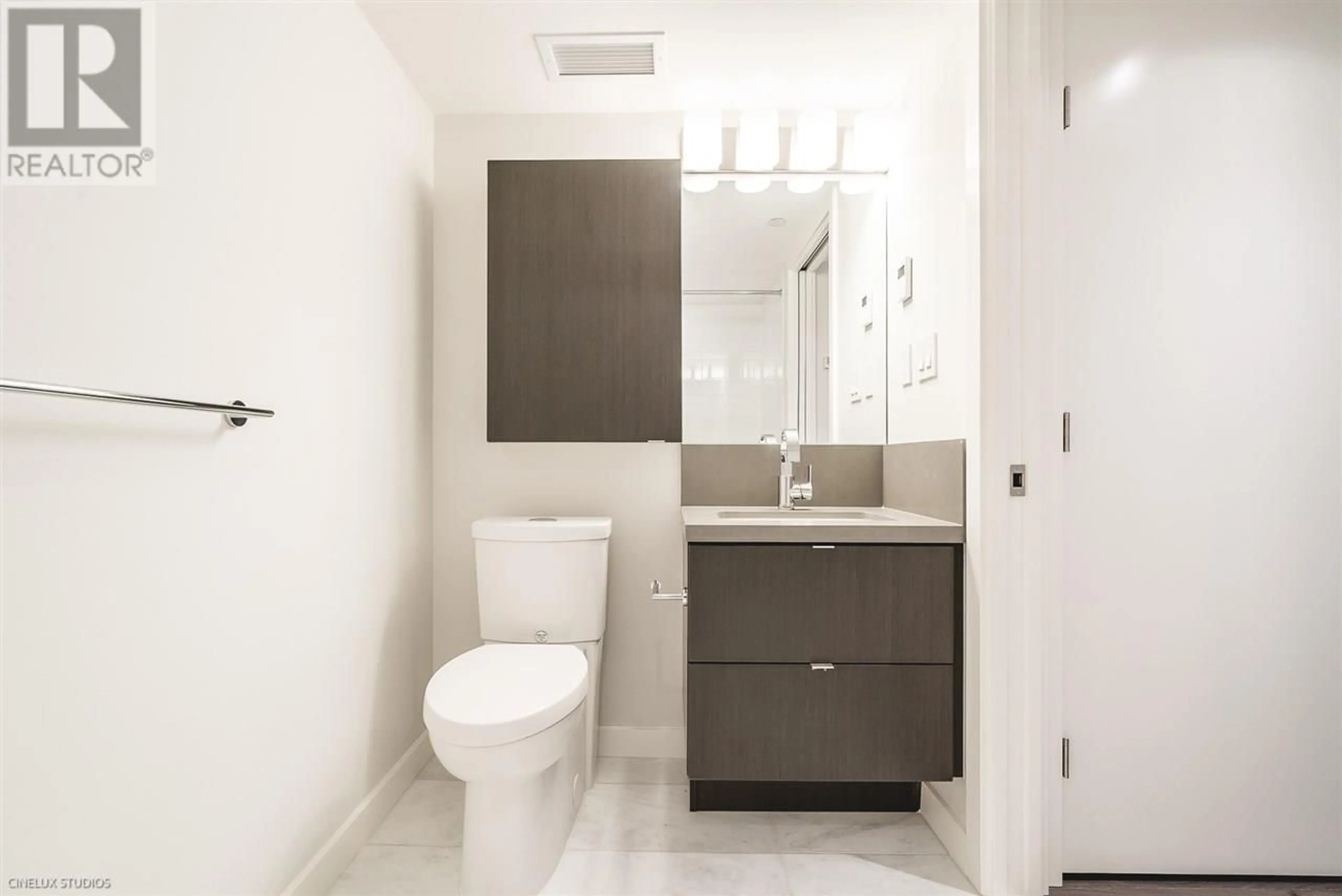 Standard bathroom, unknown for 904 - 8189 CAMBIE STREET, Vancouver British Columbia V6P0G6