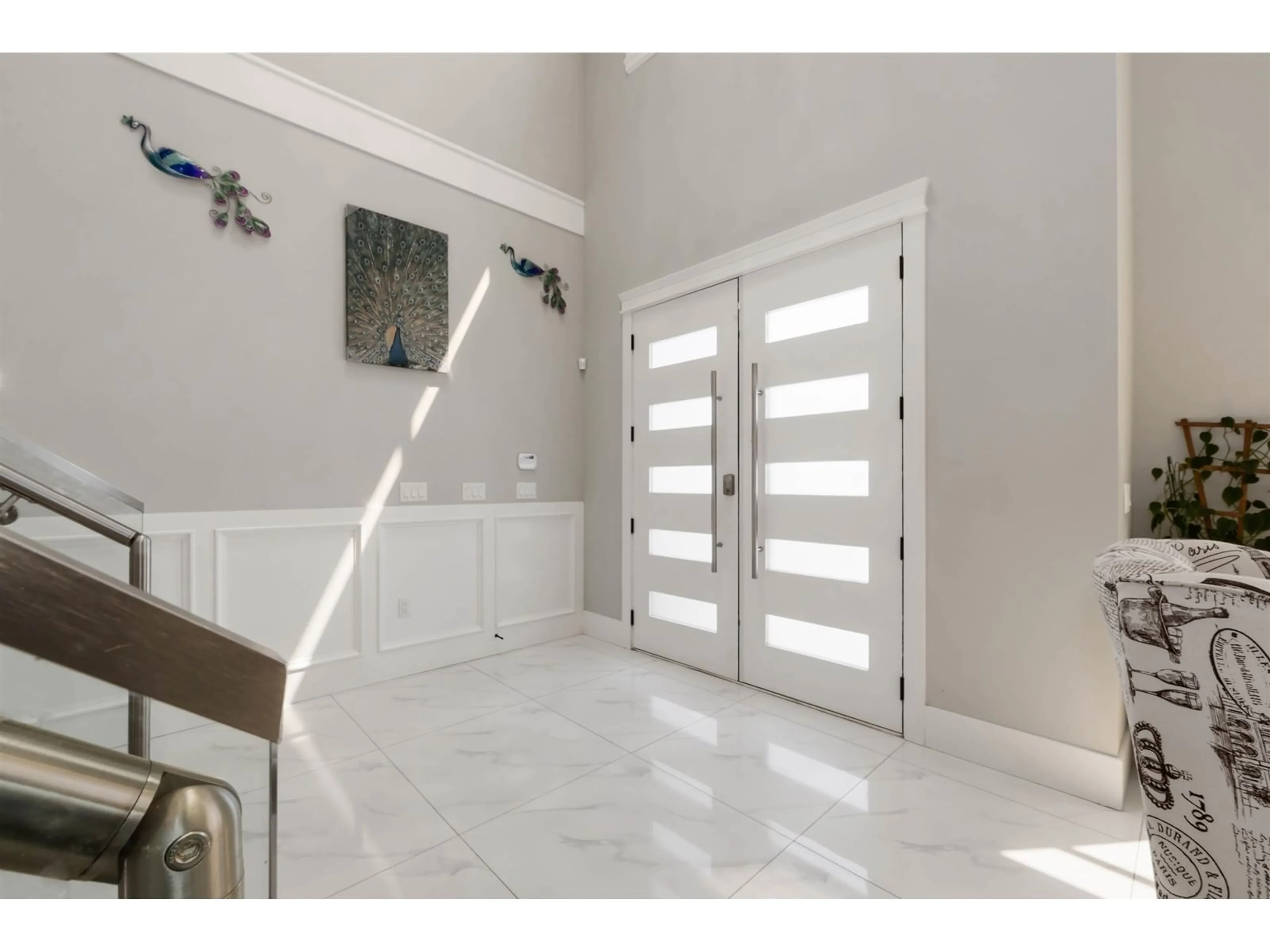 Indoor entryway for 32235 PINEVIEW, Abbotsford British Columbia V2T1R2