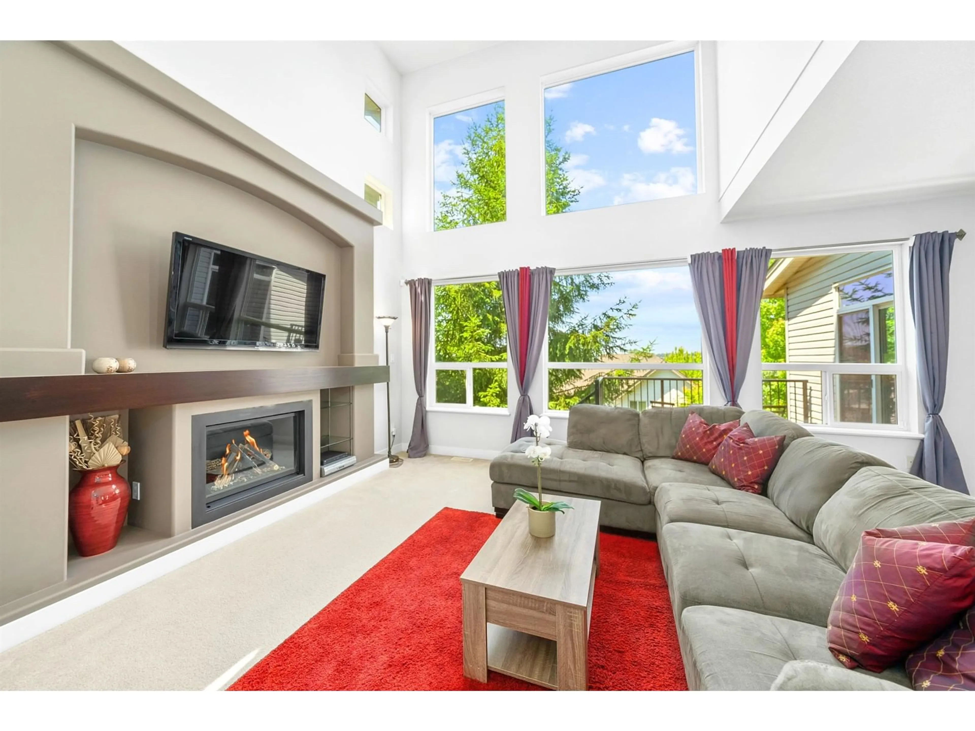 Living room with furniture, unknown for 7037 178, Surrey British Columbia V3S8S2