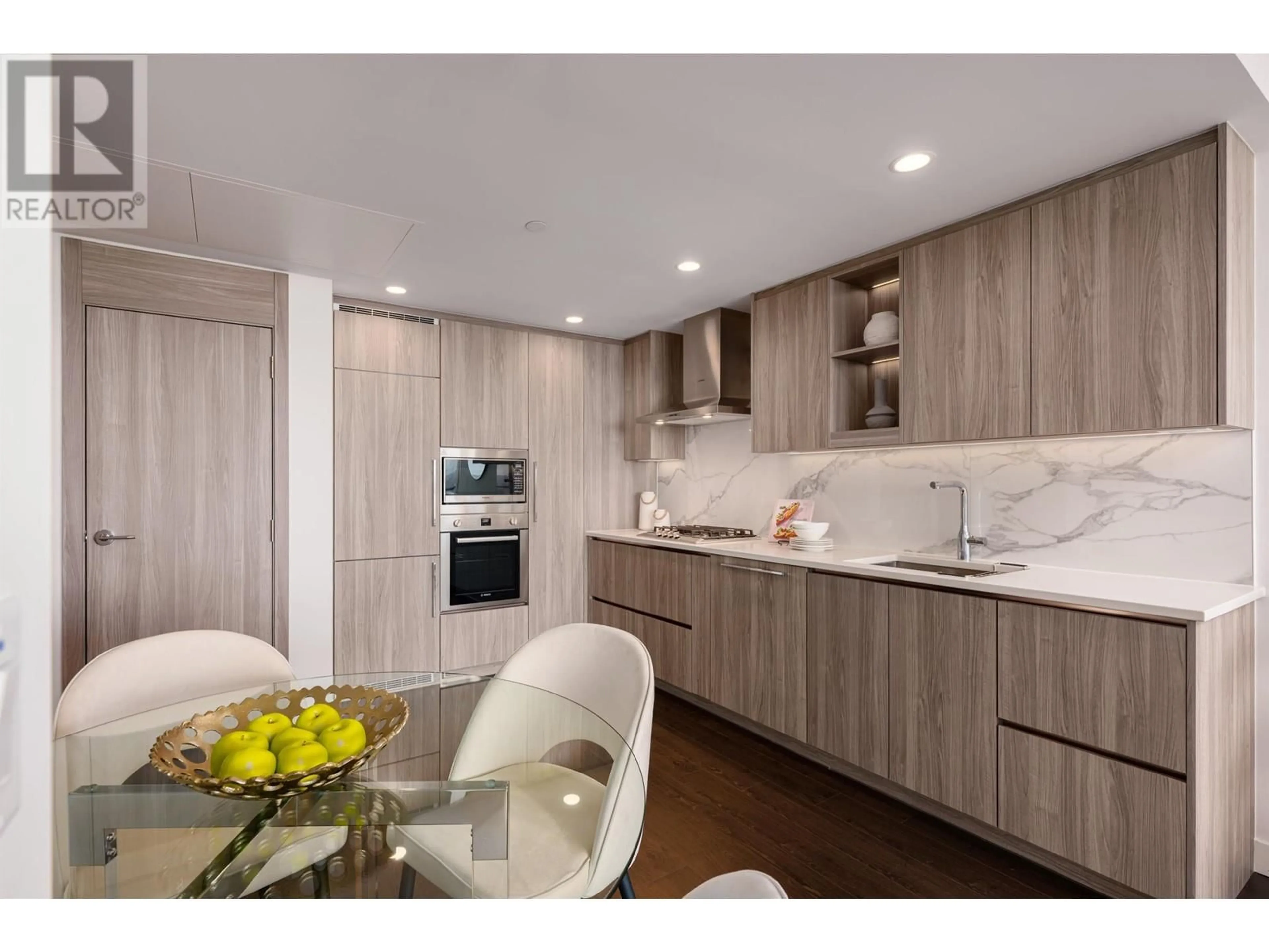 Open concept kitchen, wood/laminate floor for 5001 - 4880 LOUGHEED HIGHWAY, Burnaby British Columbia V5C0N1