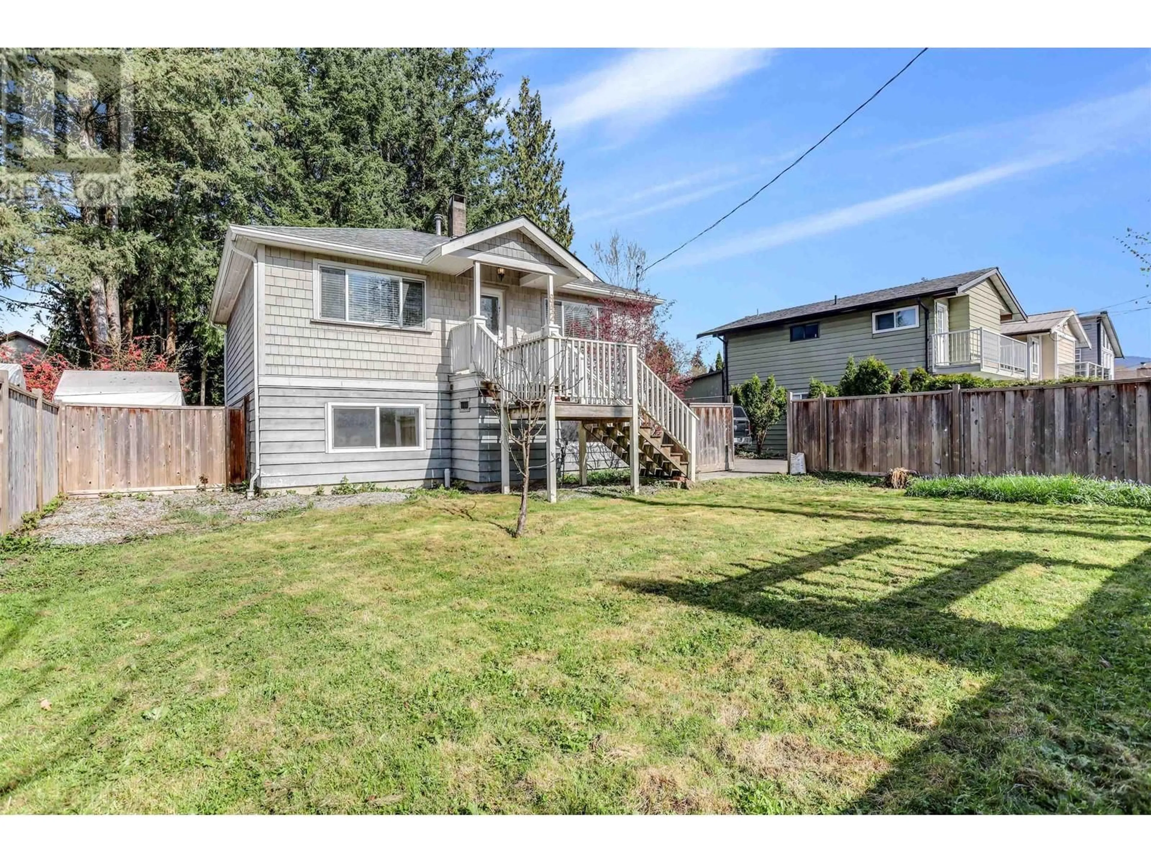 A pic from outside/outdoor area/front of a property/back of a property/a pic from drone, street for 842 WESTWOOD STREET, Coquitlam British Columbia V3C3L2