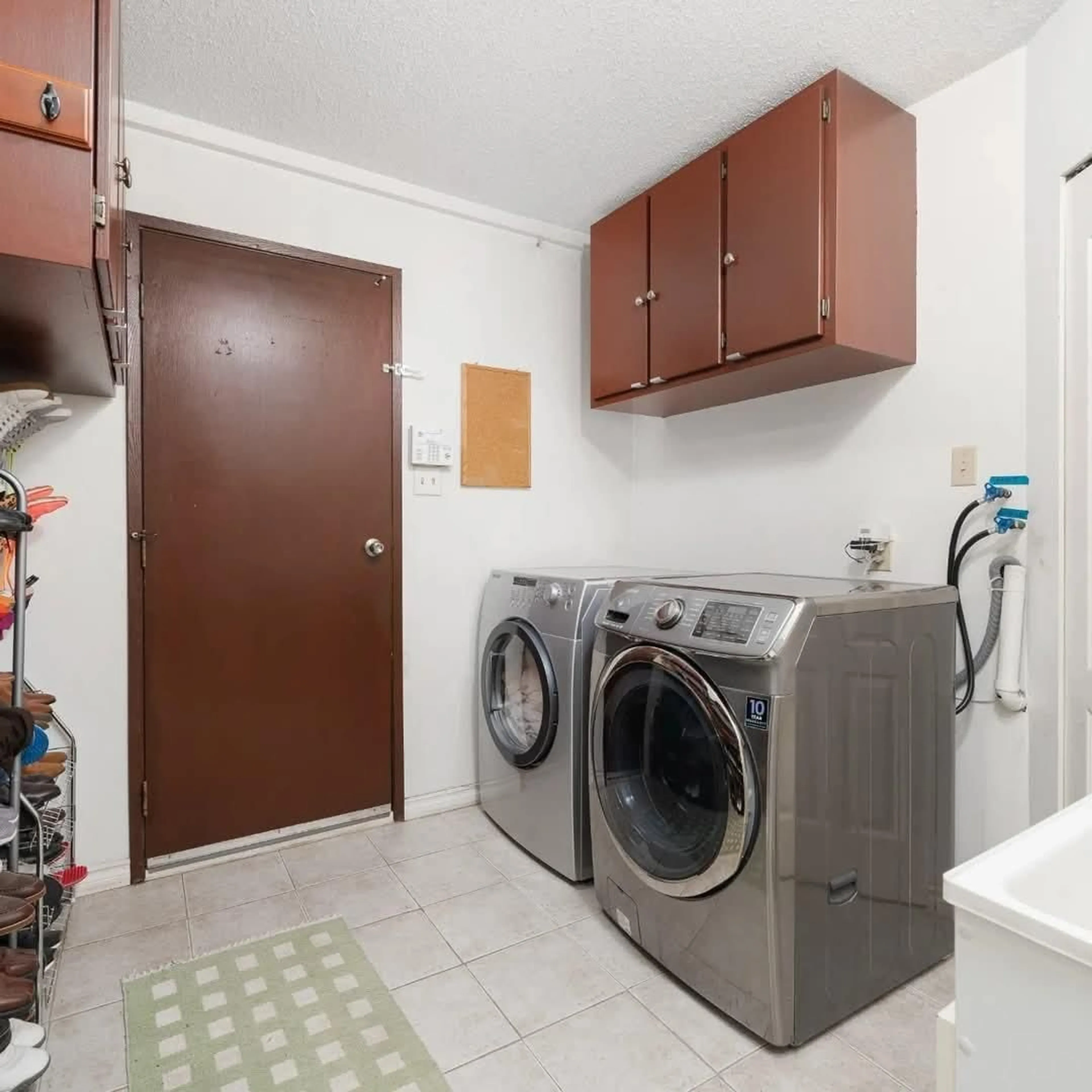 Laundry room for 9297 151, Surrey British Columbia V3R7H4