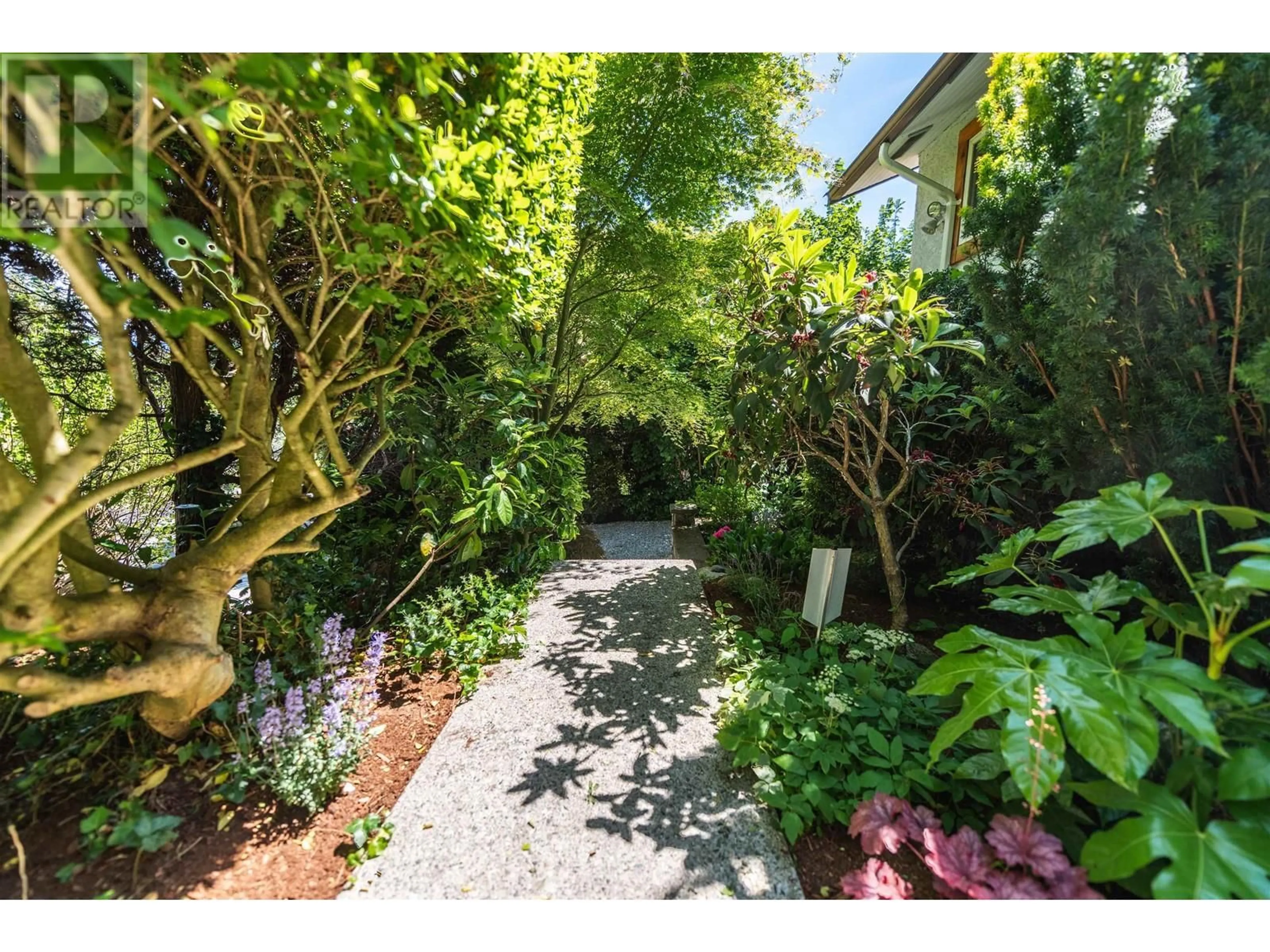 Unknown for 5711 TRAIL AVENUE, Sechelt British Columbia V0N3A0