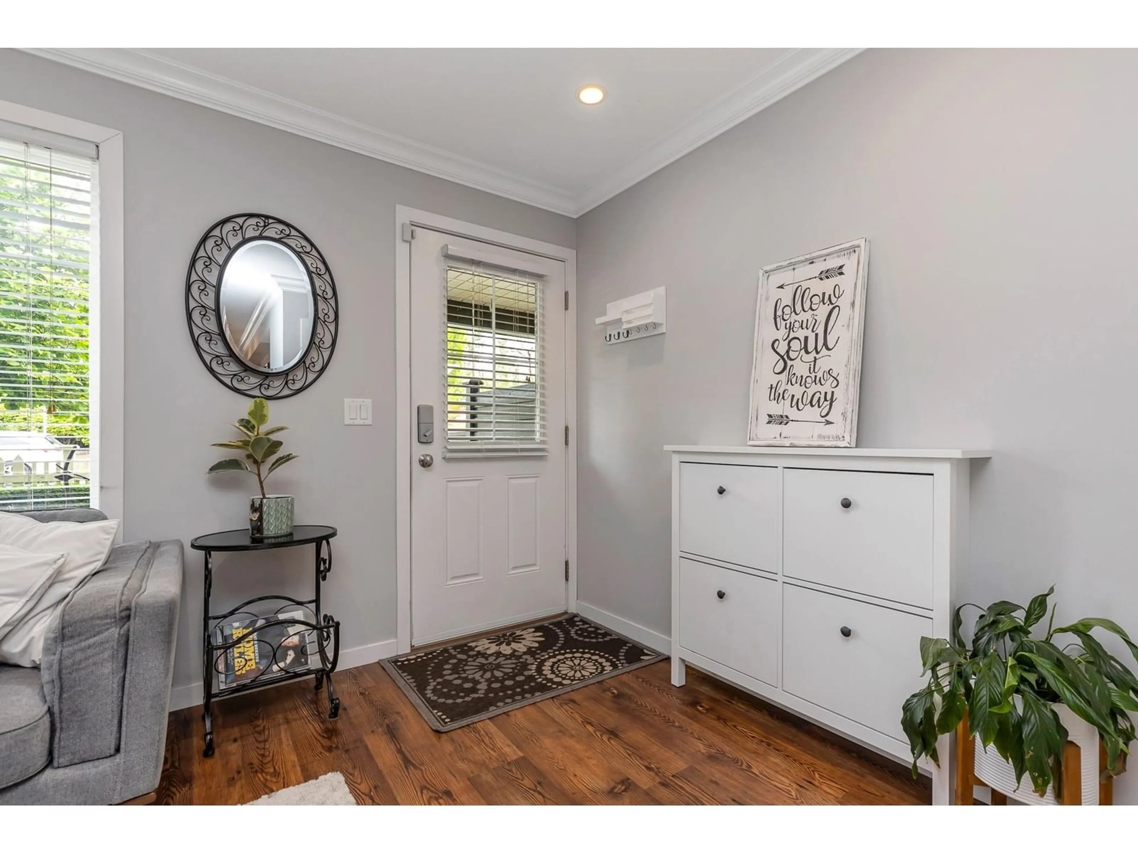 Indoor entryway for 60 - 4401 BLAUSON, Abbotsford British Columbia V3G0A4