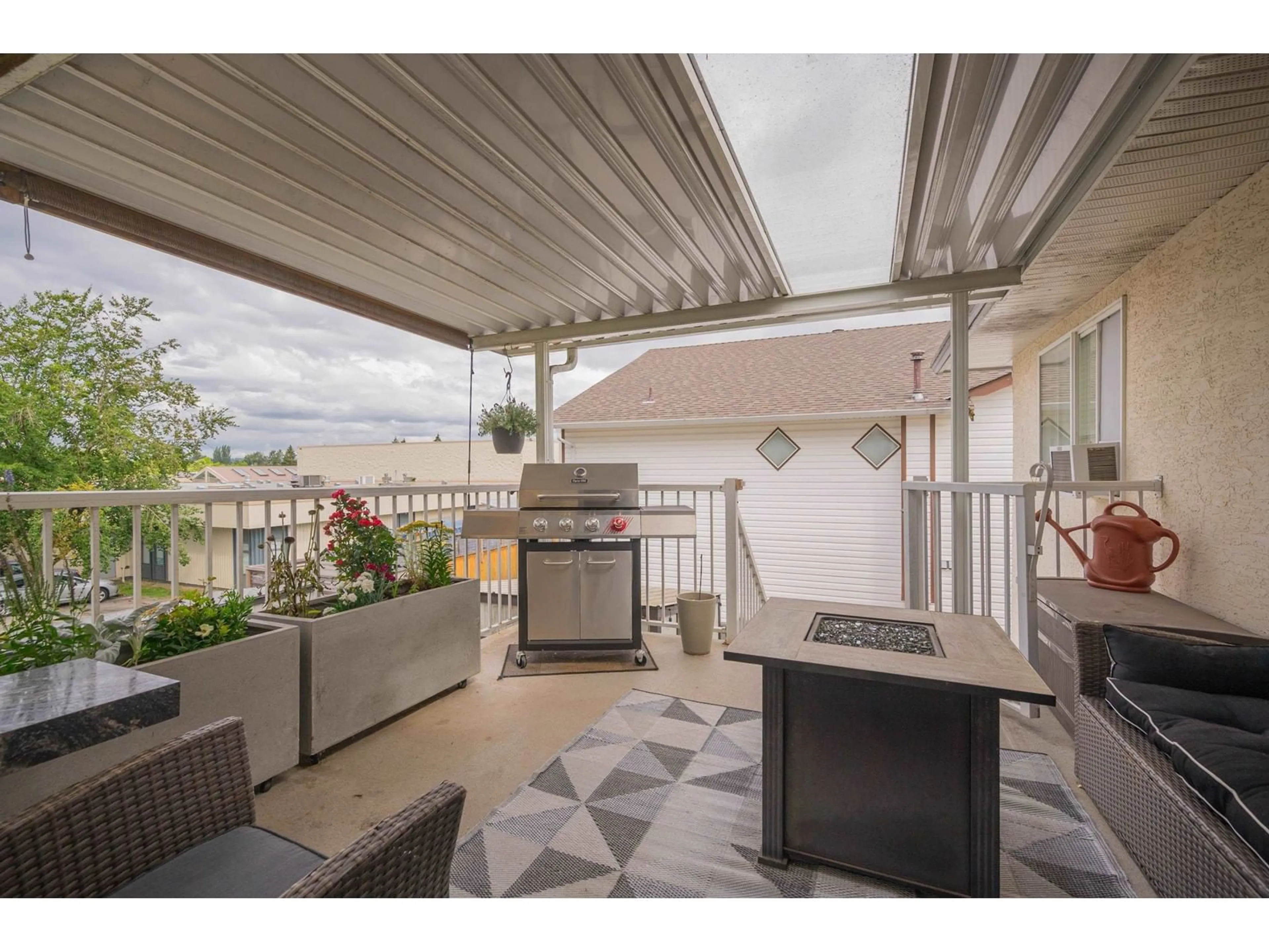 Patio, street for 5001 218A, Langley British Columbia V3A8K2