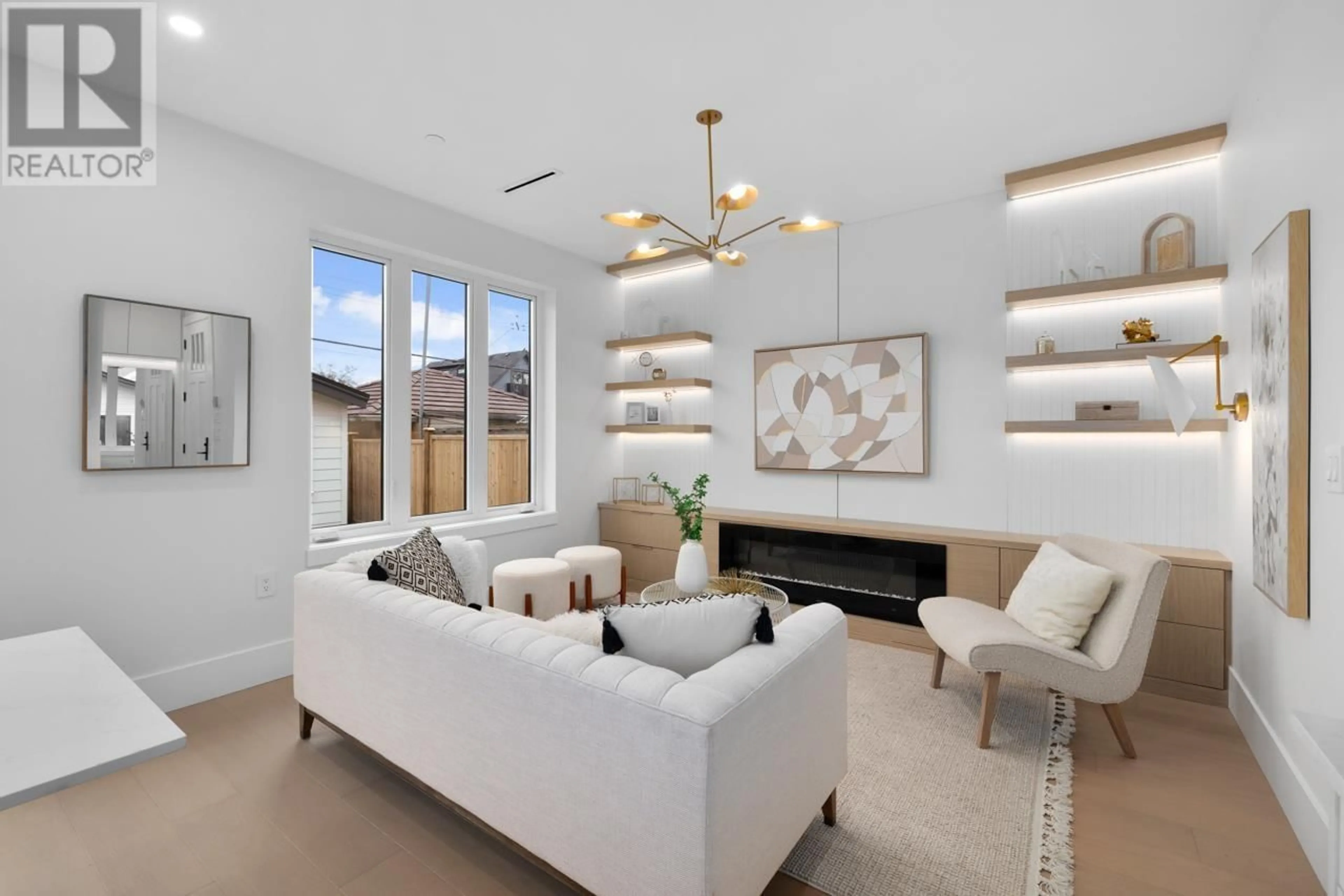 Living room with furniture, unknown for 2 - 4579 CULLODEN STREET, Vancouver British Columbia V5V4X7