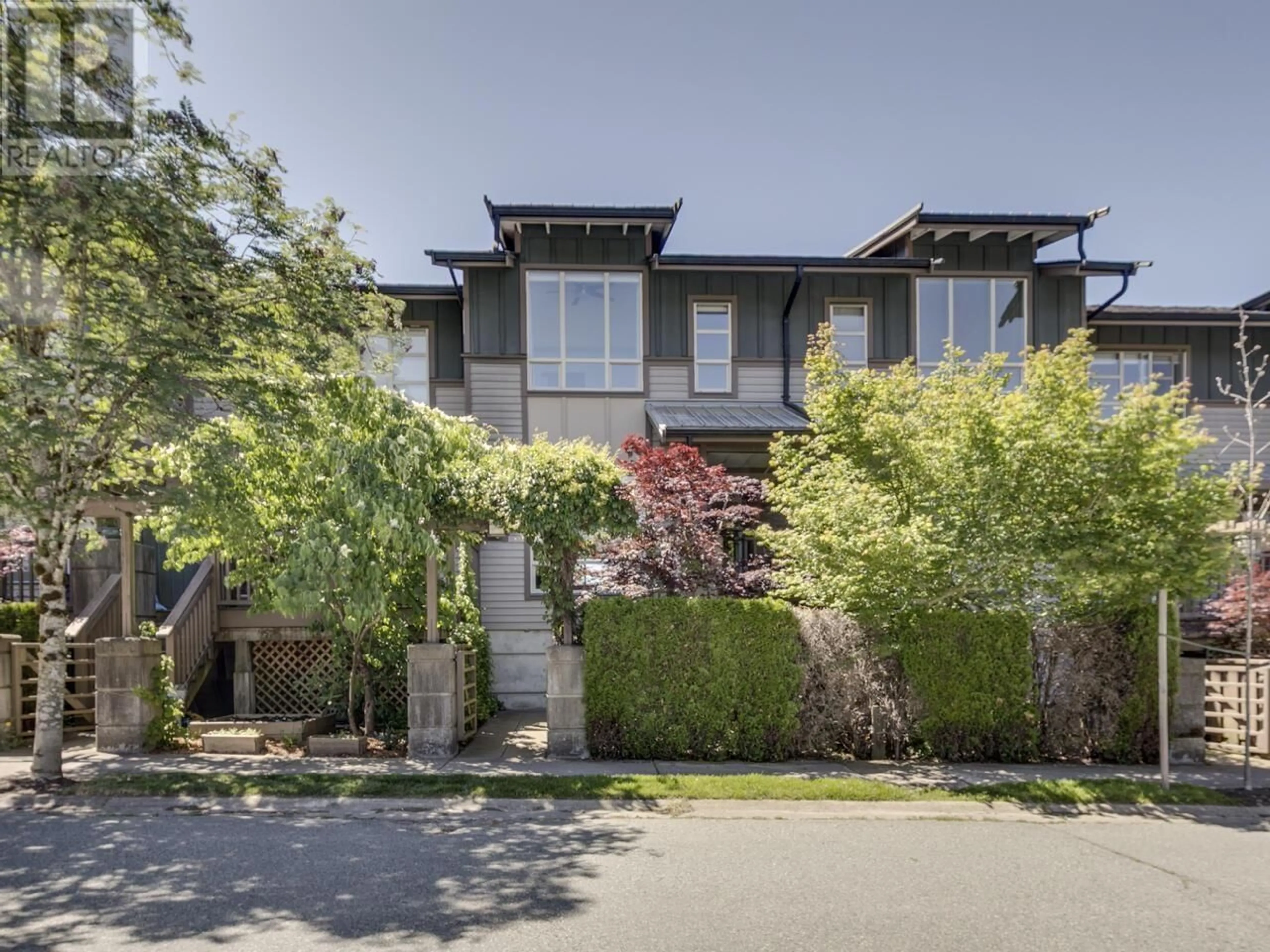 Home with brick exterior material, street for 1196 VILLAGE GREEN WAY, Squamish British Columbia V8B0N5