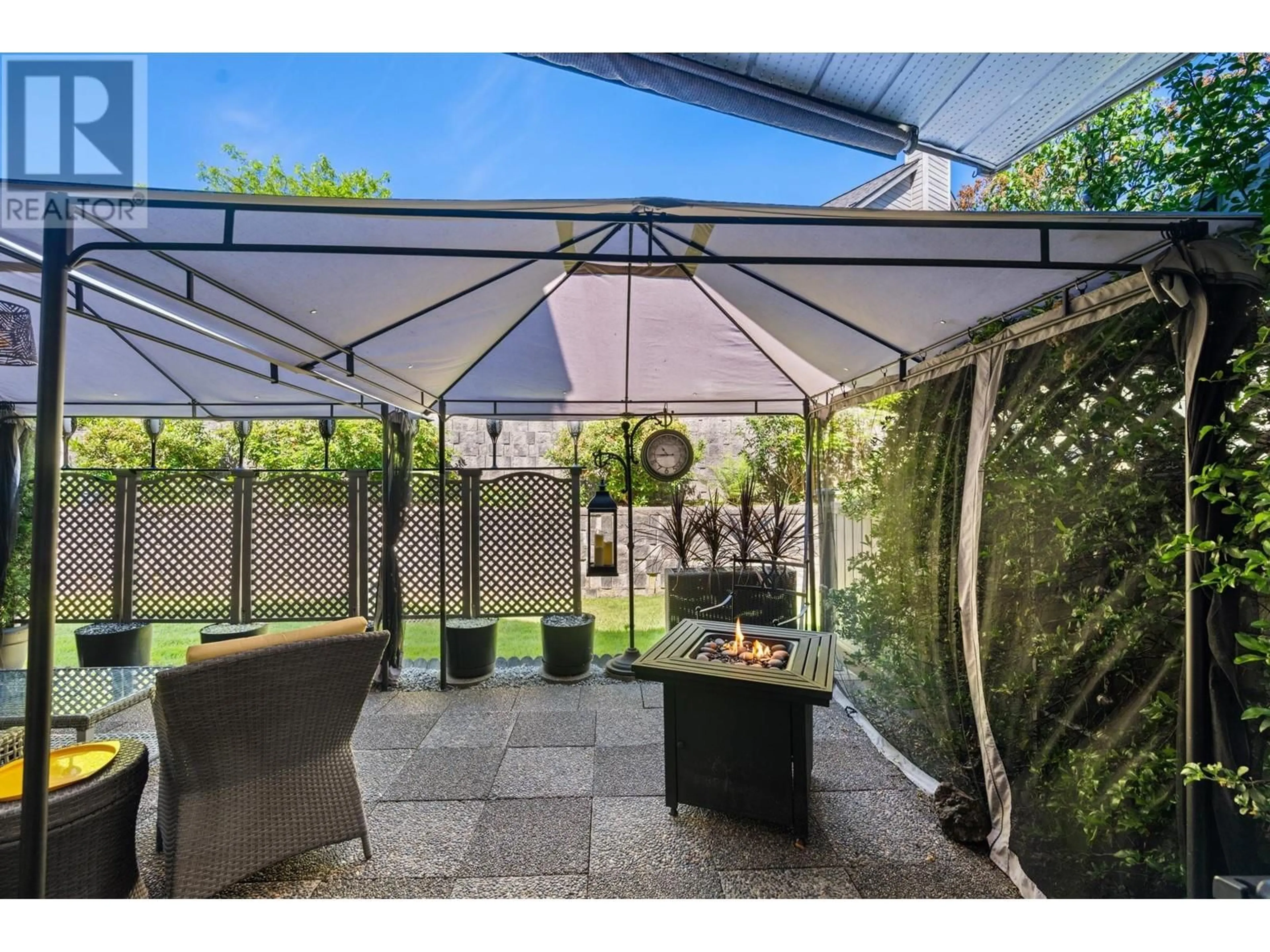 Patio, street for 13 - 323 GOVERNORS COURT, New Westminster British Columbia V3L5S6