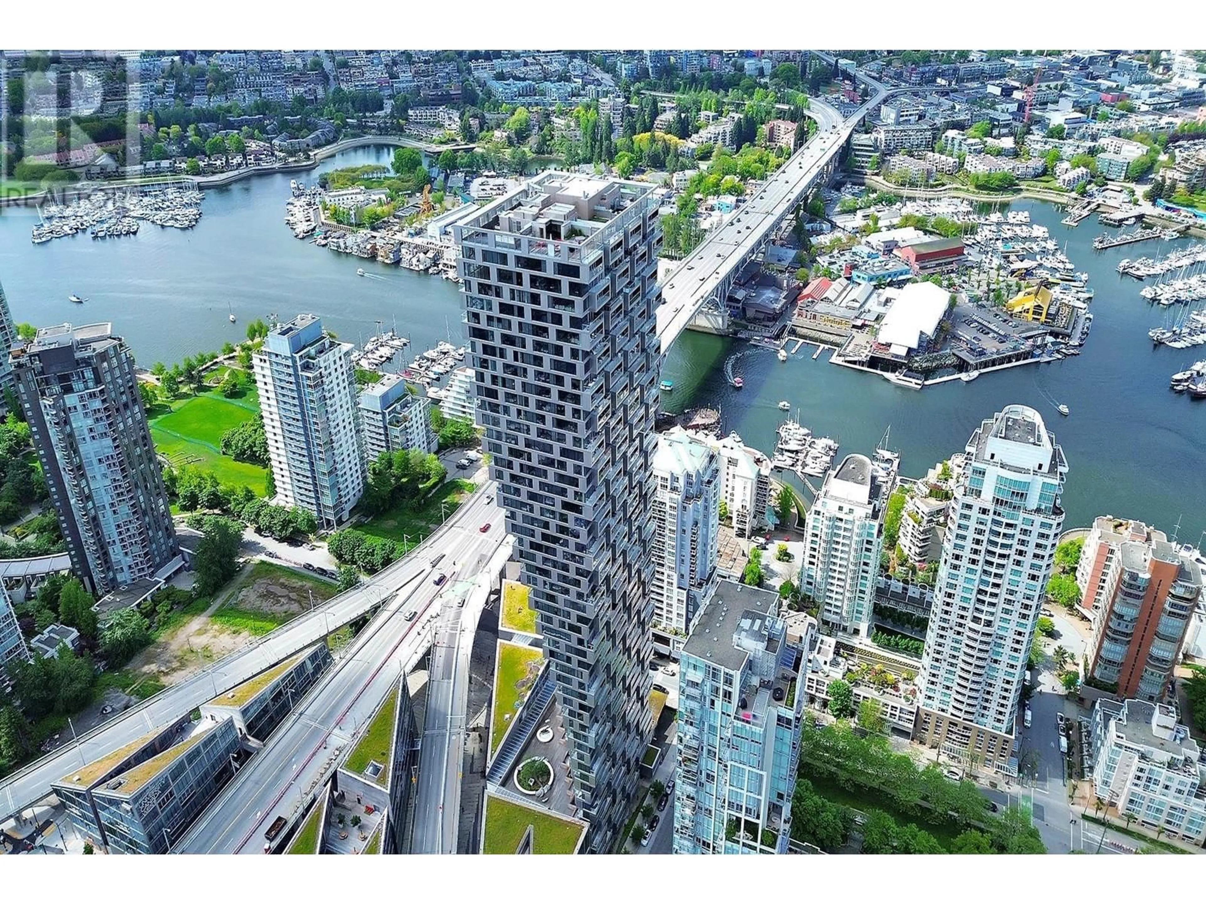 A pic from outside/outdoor area/front of a property/back of a property/a pic from drone, city buildings view from balcony for 3602 - 1480 HOWE STREET, Vancouver British Columbia V6Z0G5