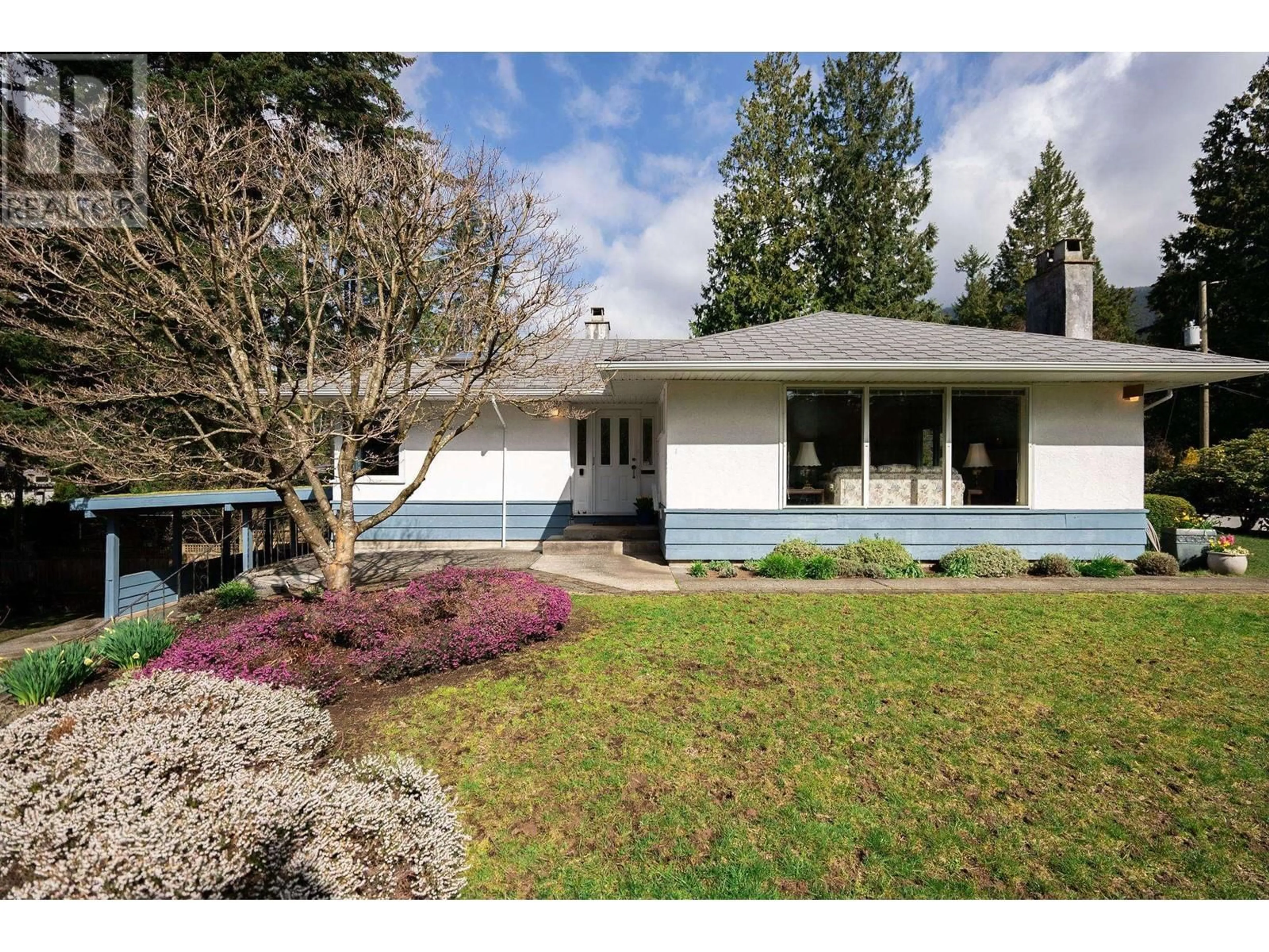 Home with vinyl exterior material, street for 4143 VIRGINIA CRESCENT, North Vancouver British Columbia V7R3Z7