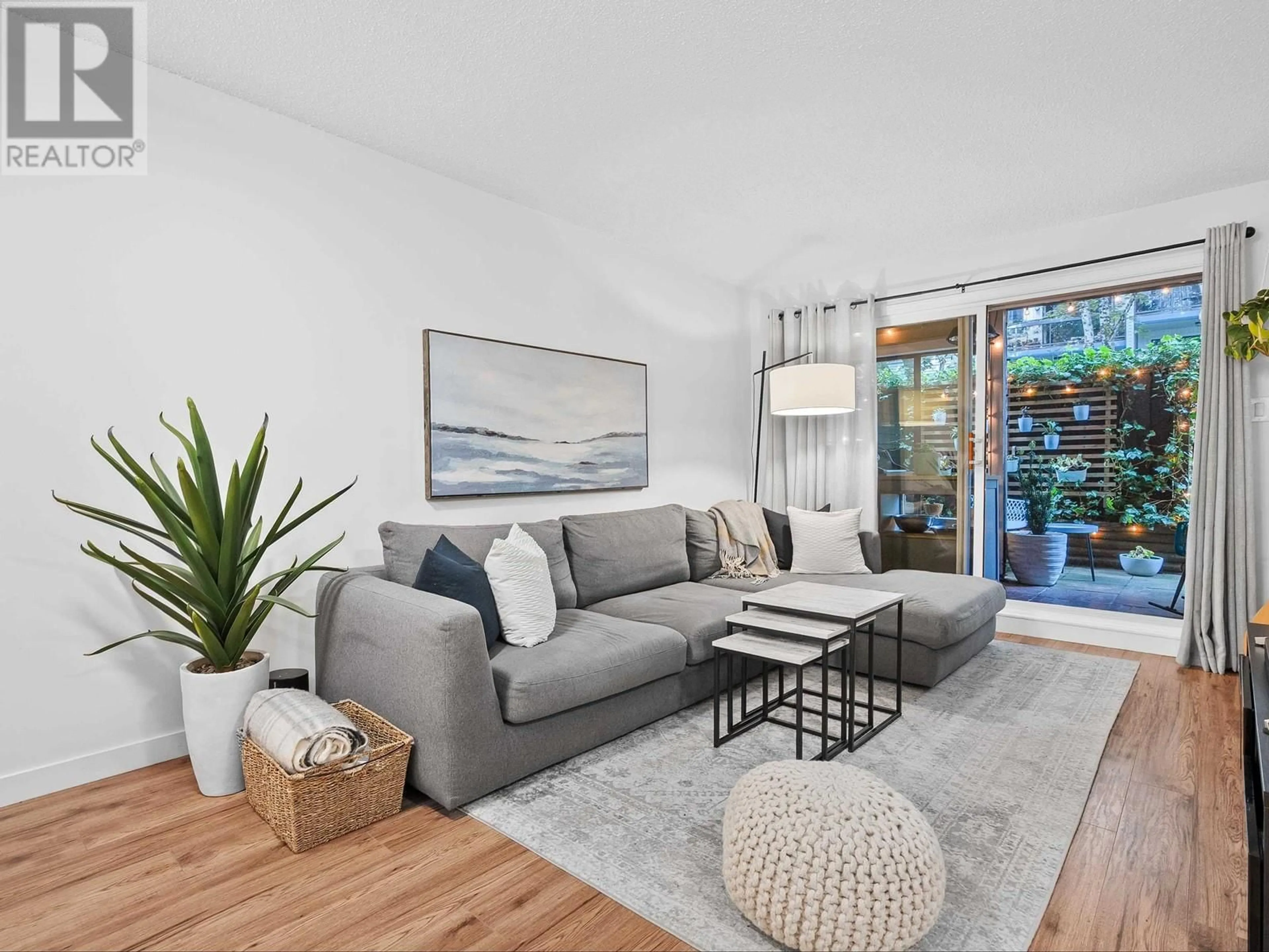 Living room with furniture, unknown for 115 - 1429 4TH AVENUE, Vancouver British Columbia V5N1J6
