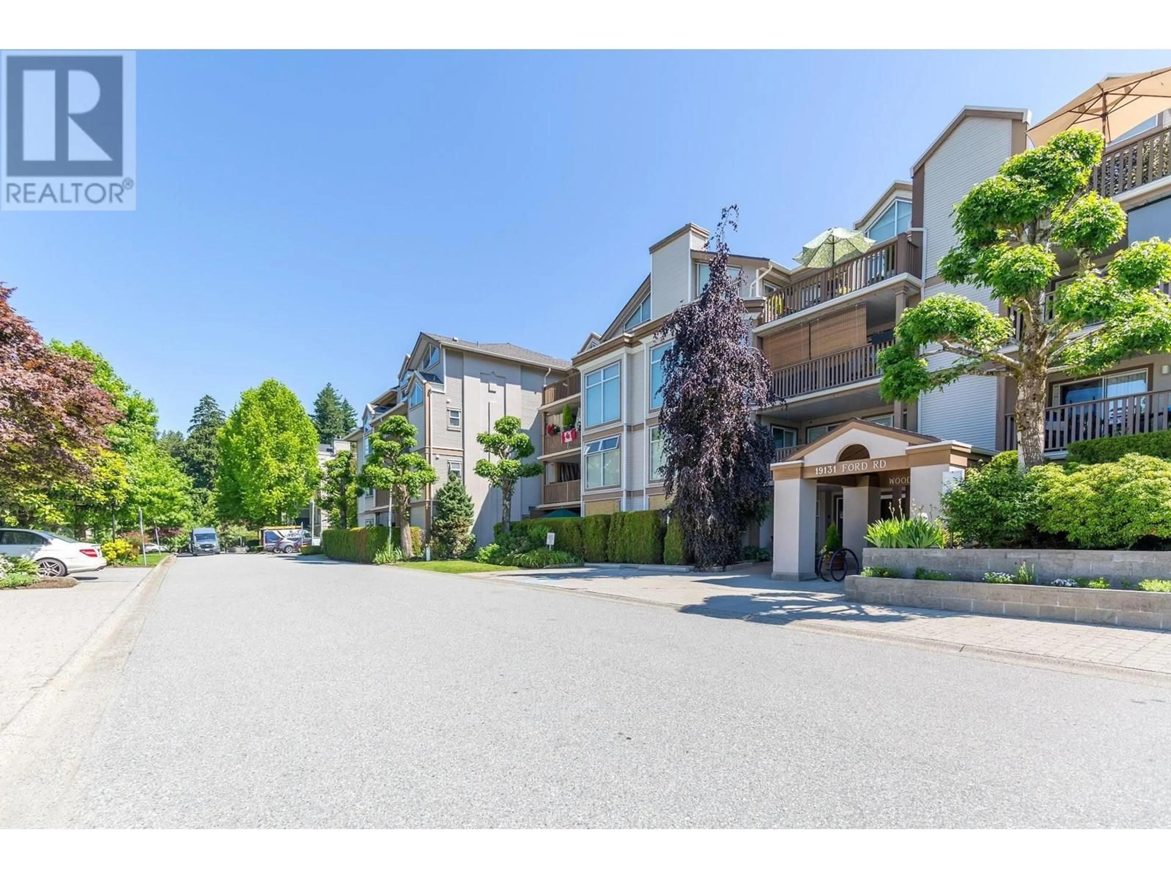 Patio, mountain view for 104 - 19131 FORD ROAD, Pitt Meadows British Columbia V3Y2R5