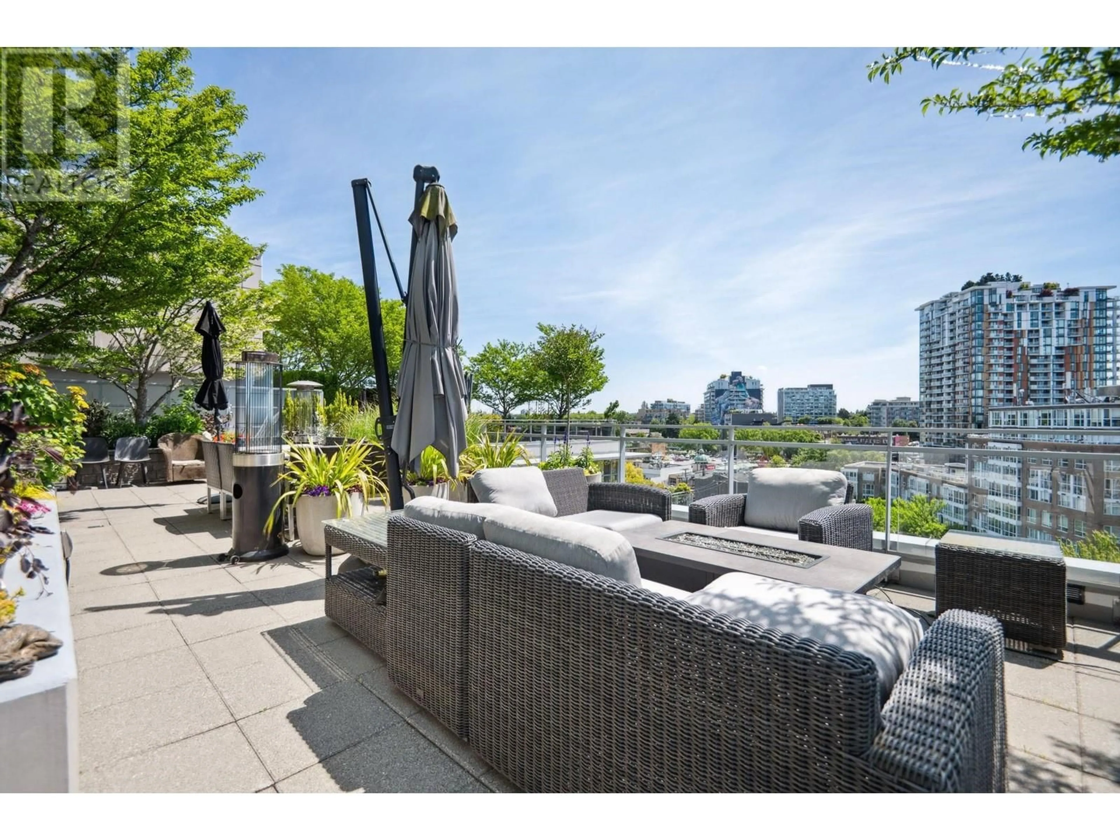 Patio, water/lake/river/ocean view for PH4 - 2321 SCOTIA STREET, Vancouver British Columbia V5T0A8