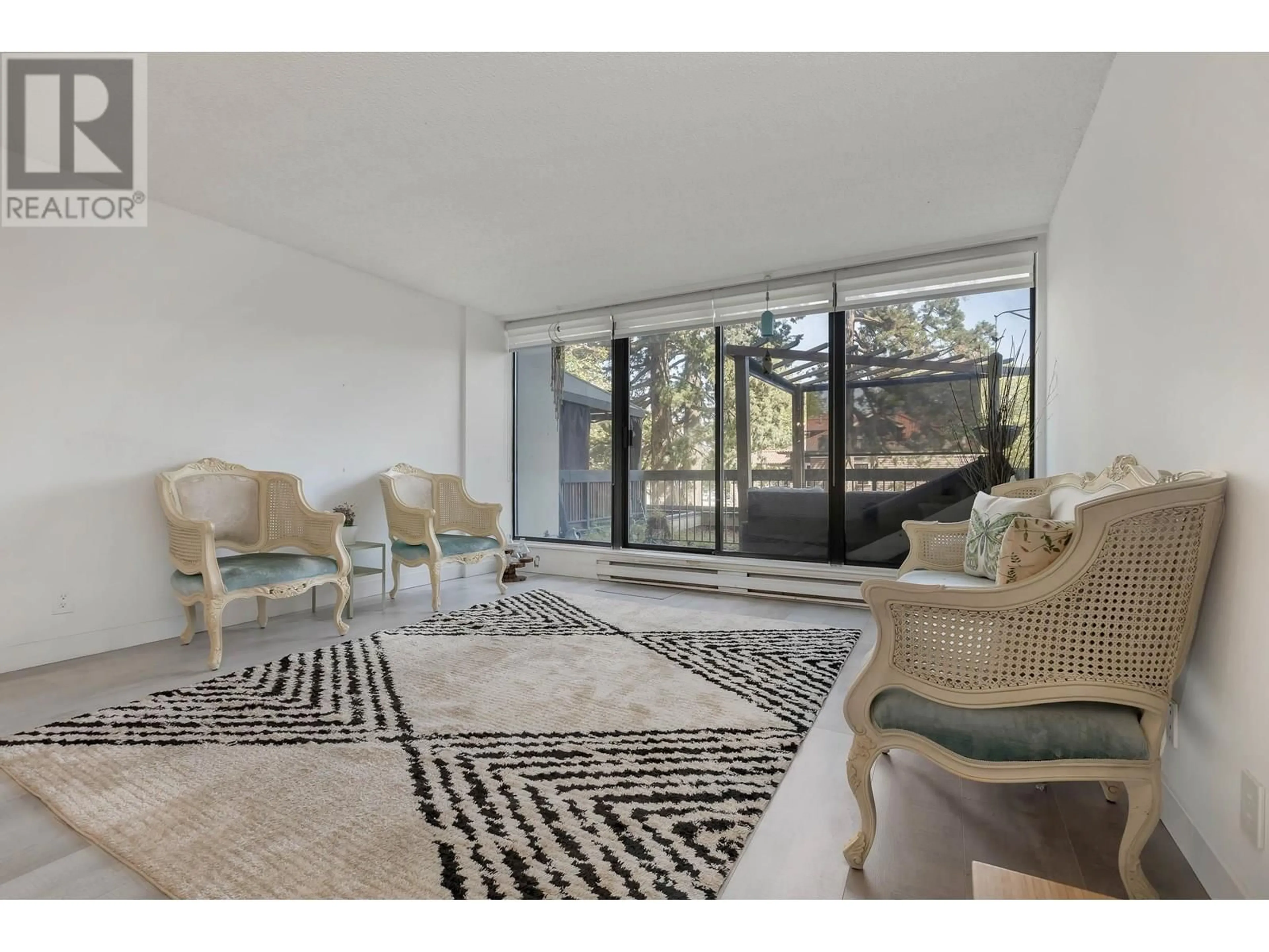 Living room with furniture, unknown for 201 - 6540 BURLINGTON AVENUE, Burnaby British Columbia V5H4G3