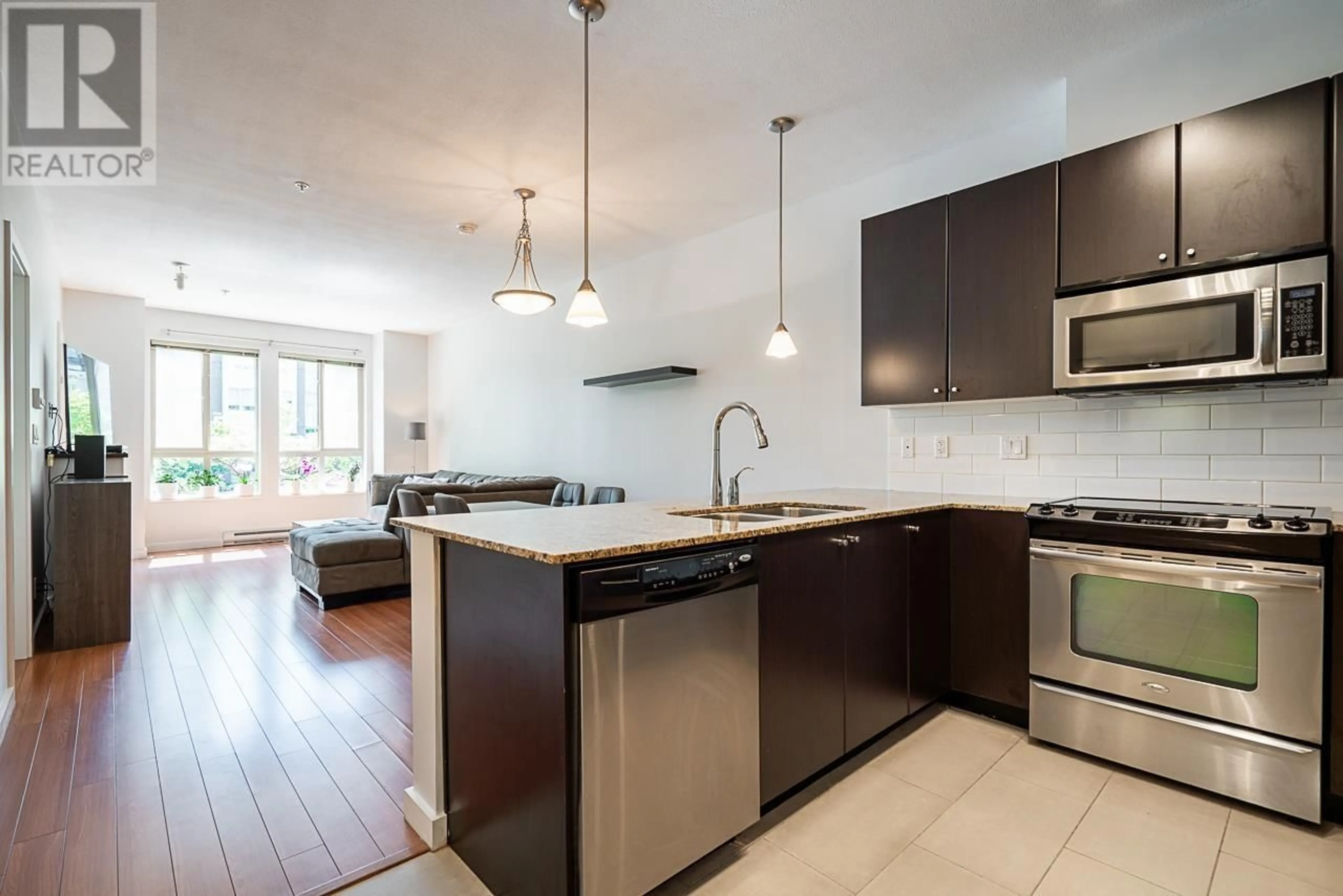 Open concept kitchen, unknown for 203 - 225 FRANCIS WAY, New Westminster British Columbia V3L0G1