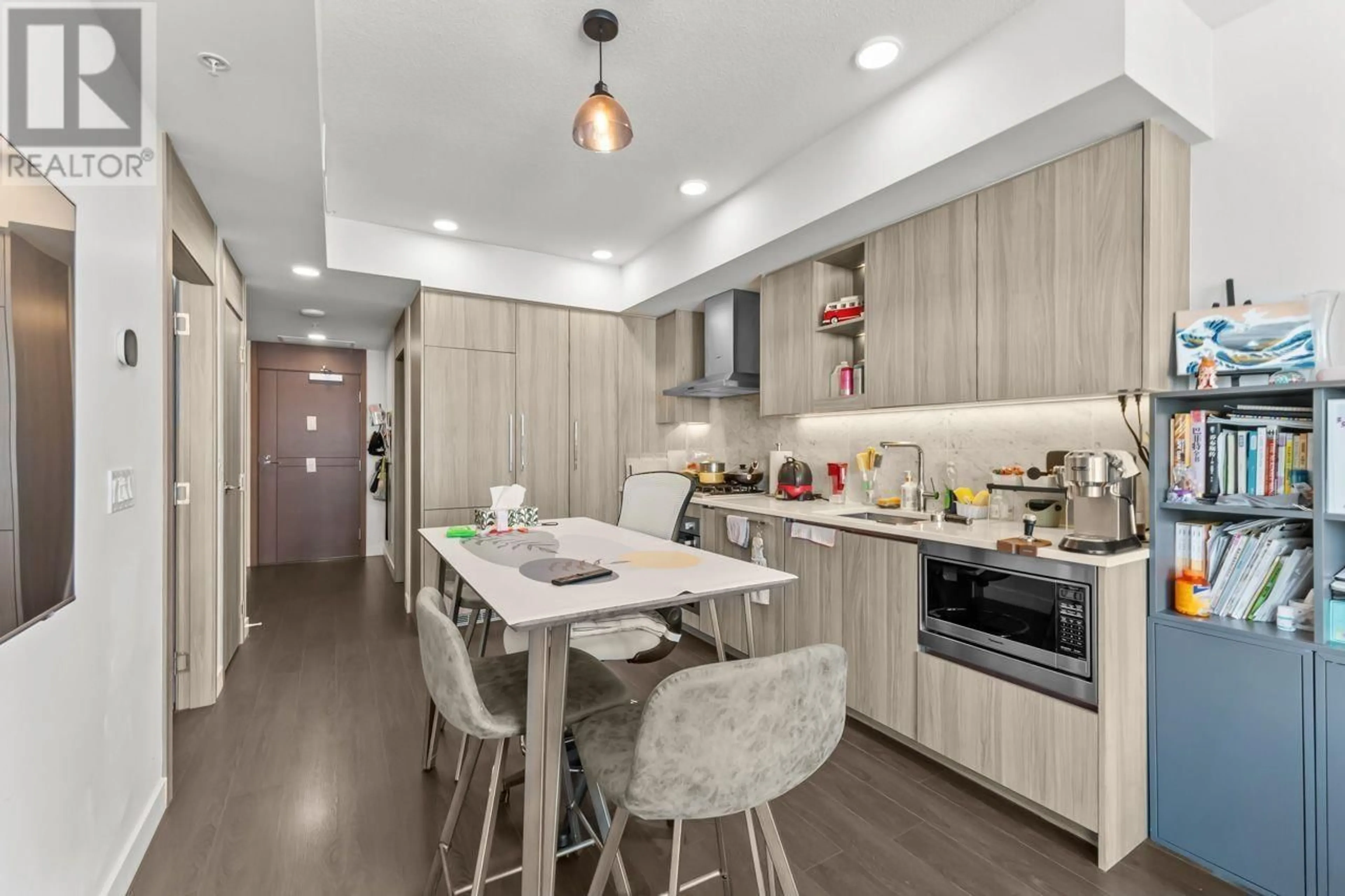 Open concept kitchen, unknown for 1022 - 3300 KETCHESON ROAD, Richmond British Columbia V6X0S5
