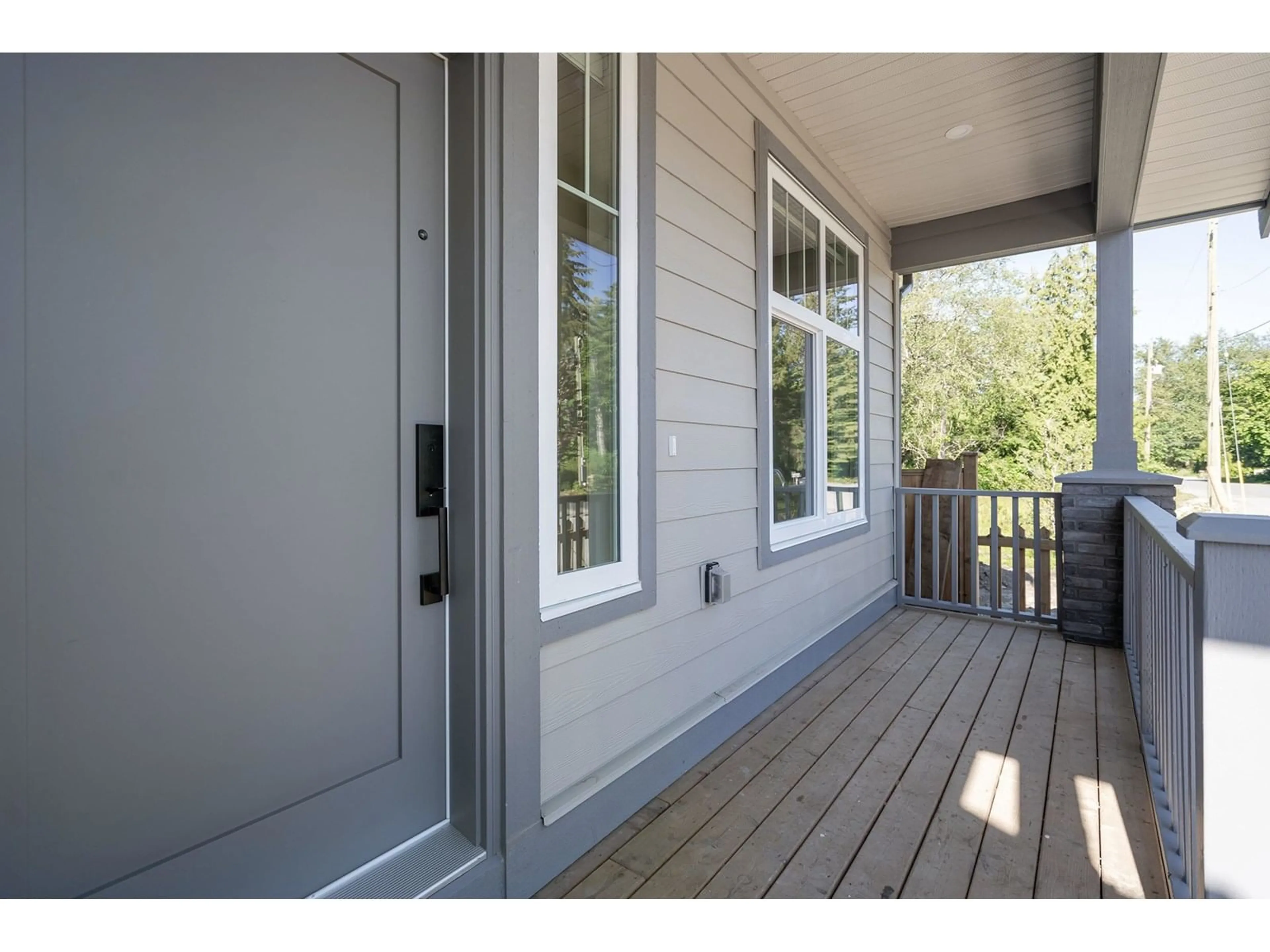 Indoor entryway for 20523 76, Langley British Columbia V2Y3T1