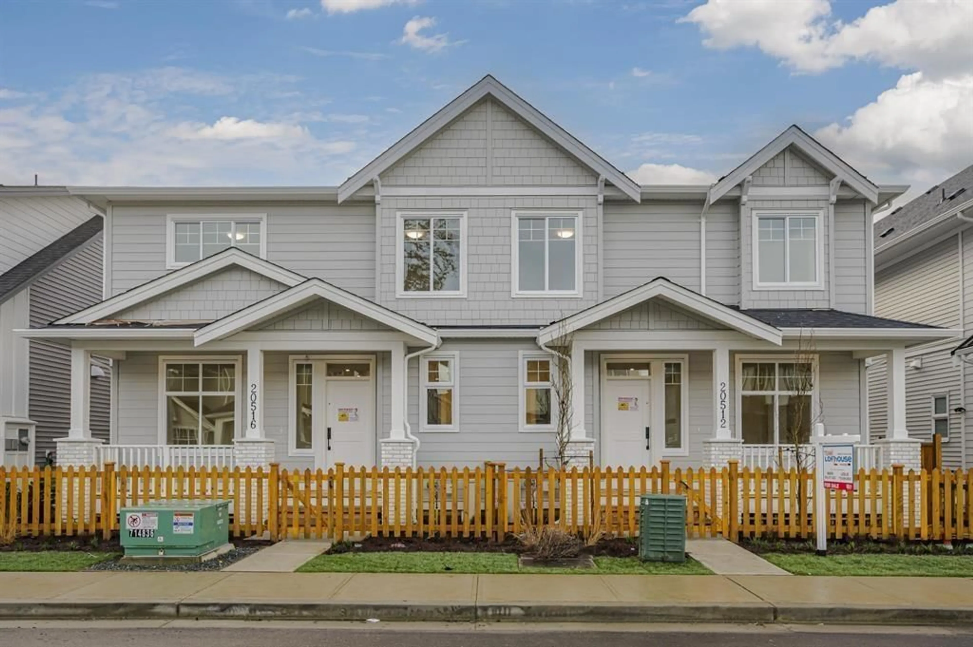 Home with vinyl exterior material, street for 20512 76A, Langley British Columbia V2Y3T1