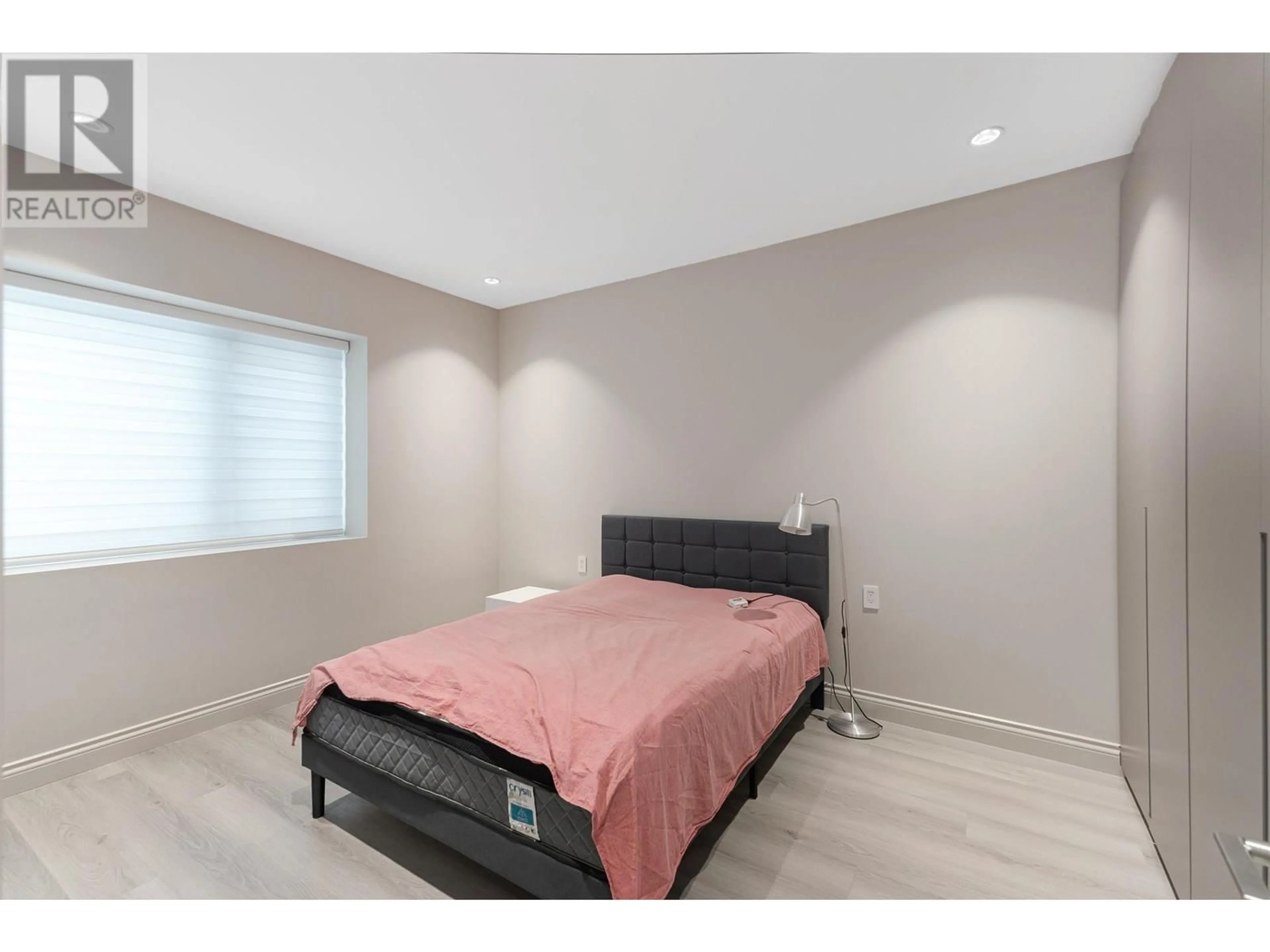 Bedroom with bed, unknown for 6363 BUCKINGHAM DRIVE, Burnaby British Columbia V5E4B5