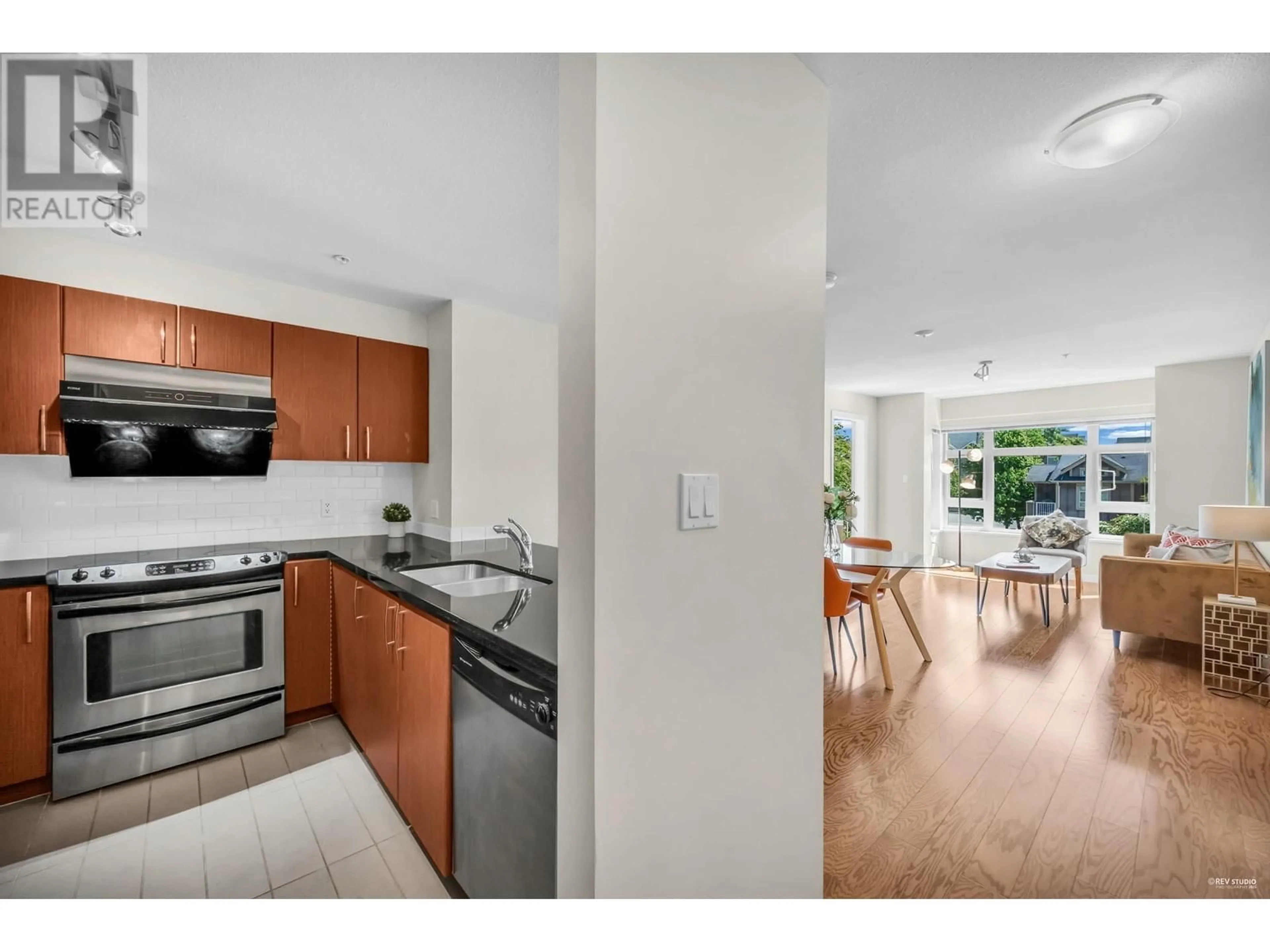 Open concept kitchen, unknown for 302 - 7339 MACPHERSON AVENUE, Burnaby British Columbia V5J0B1