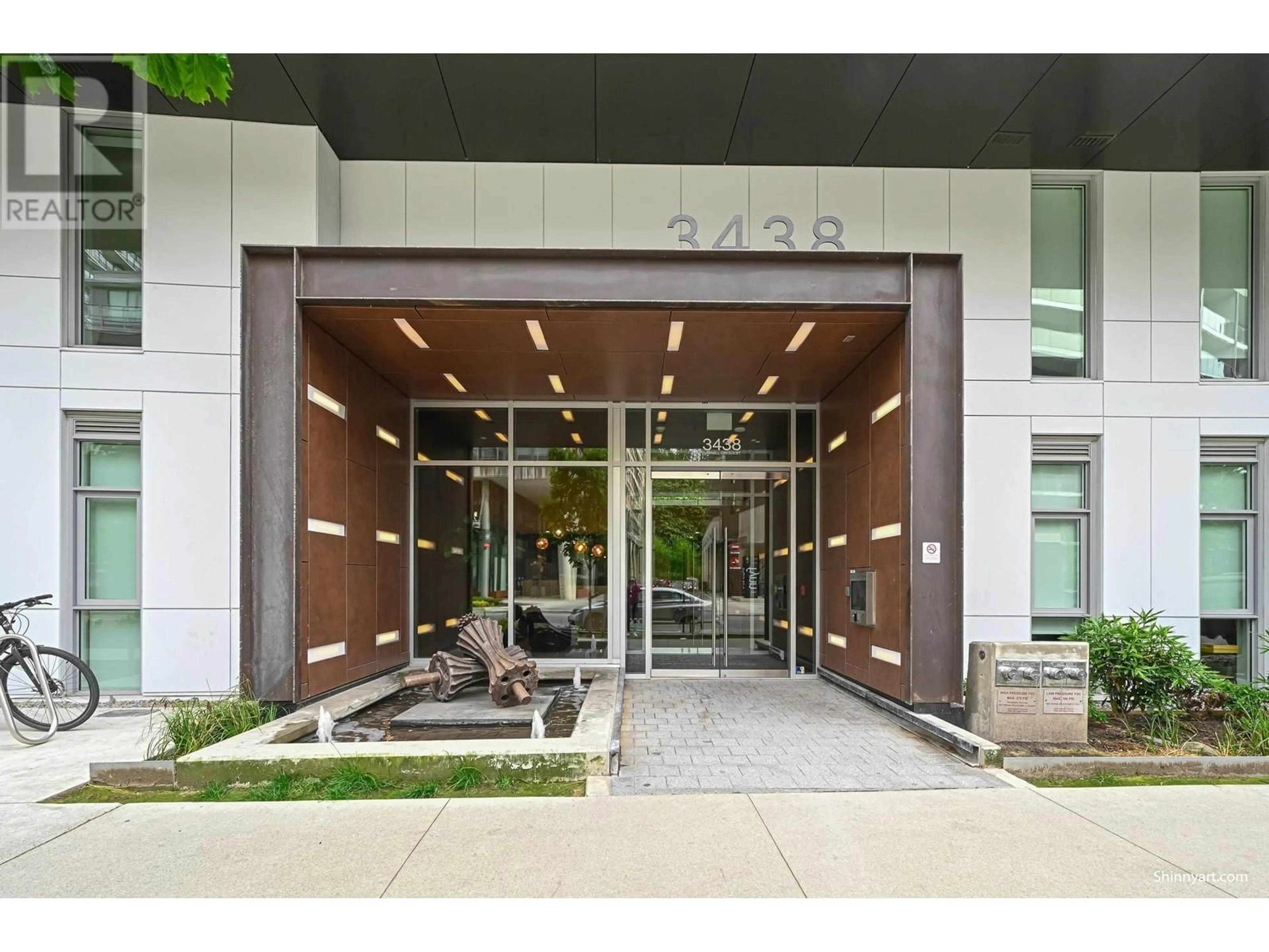 Indoor foyer for 1205 - 3438 SAWMILL CRESCENT, Vancouver British Columbia V5S0E3