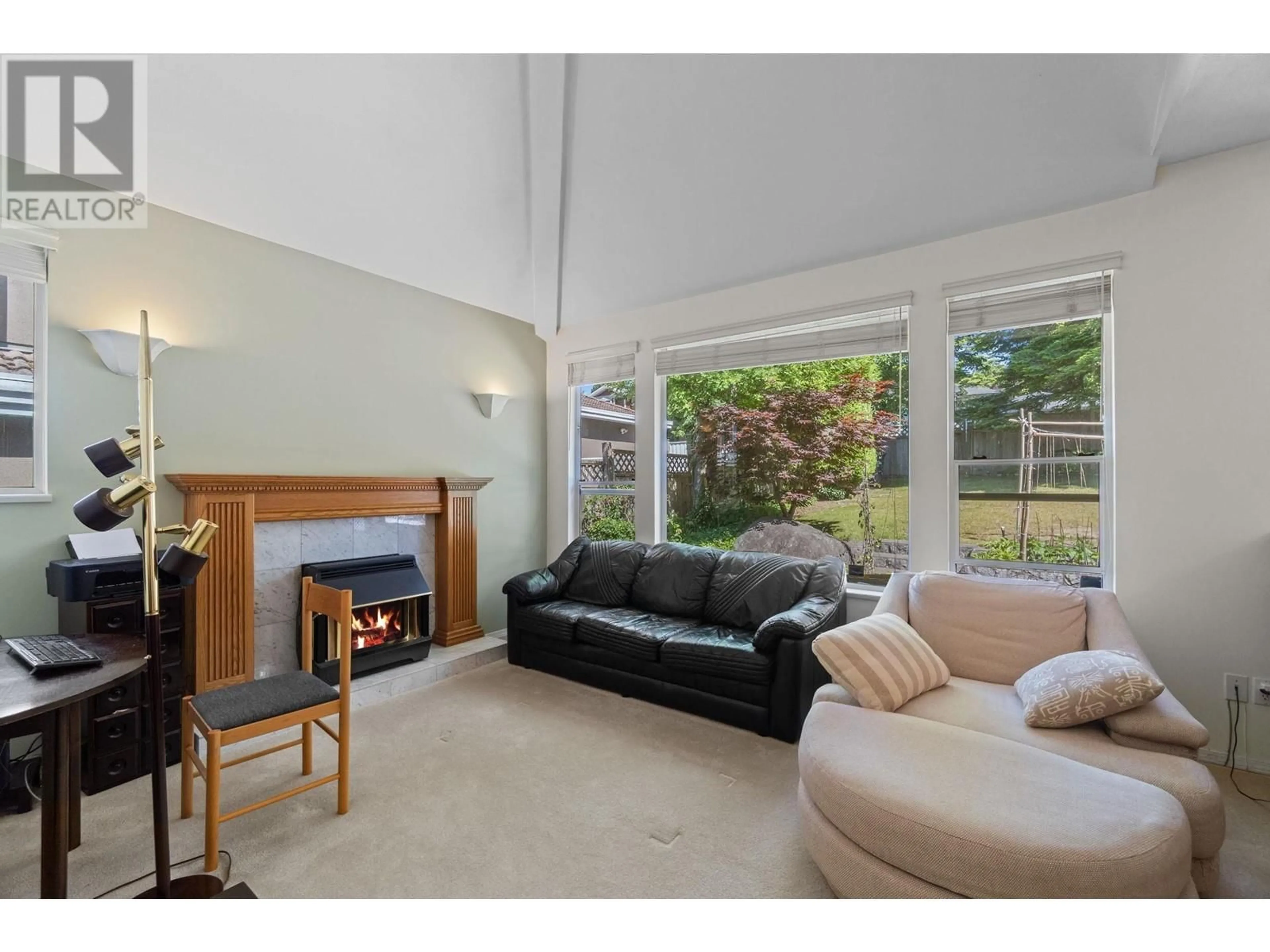 Living room with furniture, unknown for 5275 MCKEE STREET, Burnaby British Columbia V5J2T7