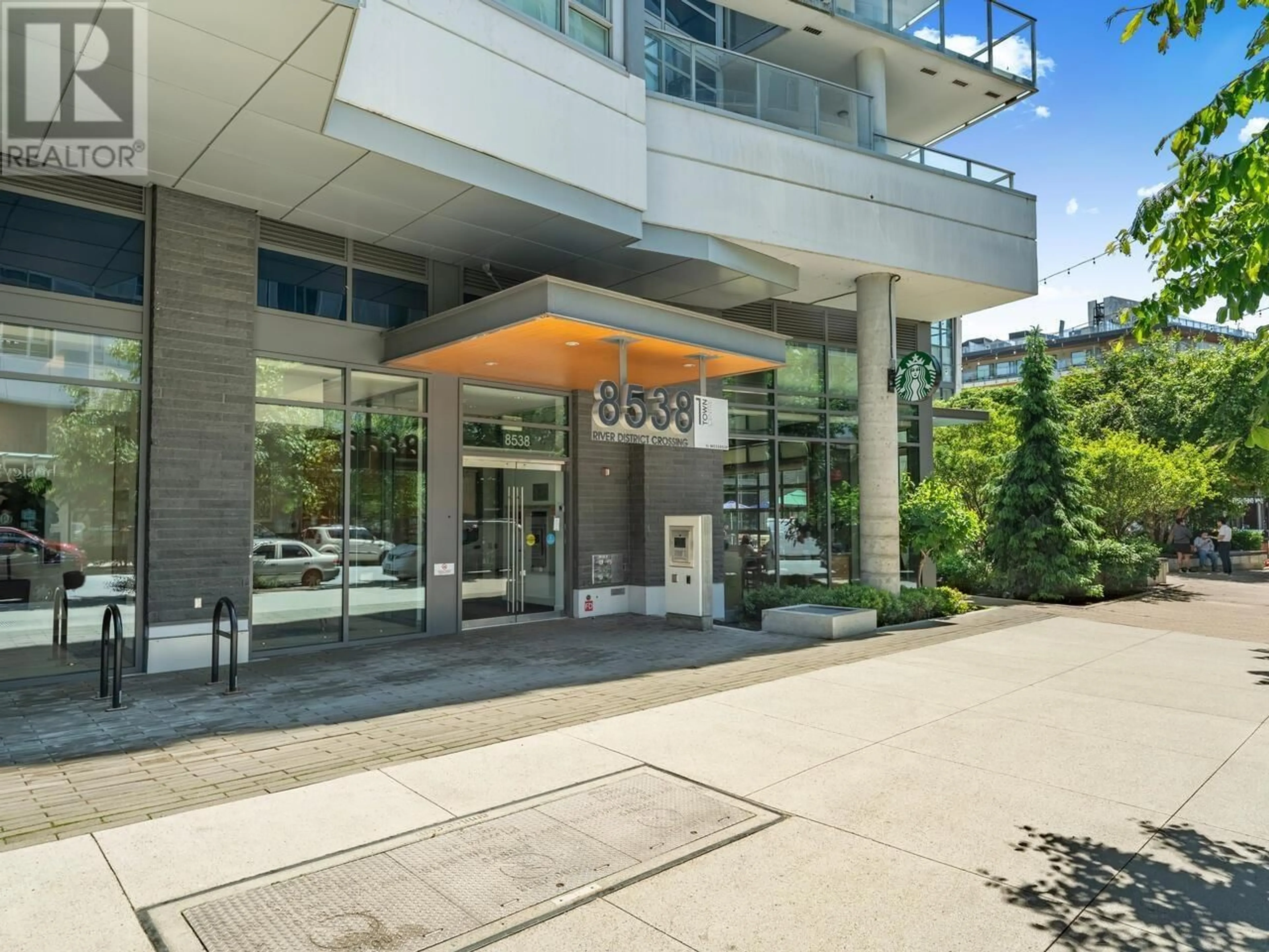 Indoor foyer for 907 - 8538 RIVER DISTRICT CROSSING, Vancouver British Columbia V5S0C9