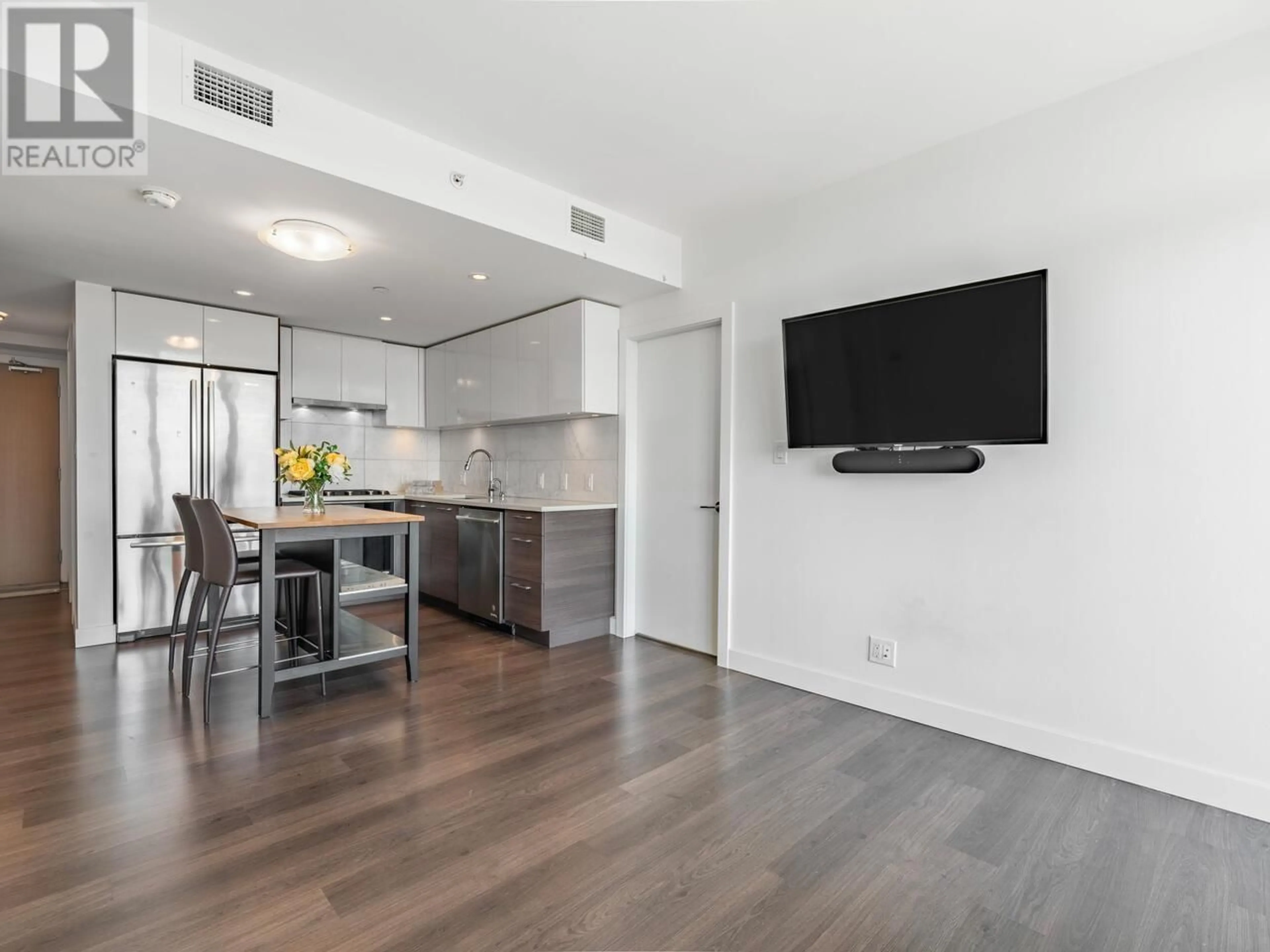 Open concept kitchen, unknown for 907 - 8538 RIVER DISTRICT CROSSING, Vancouver British Columbia V5S0C9