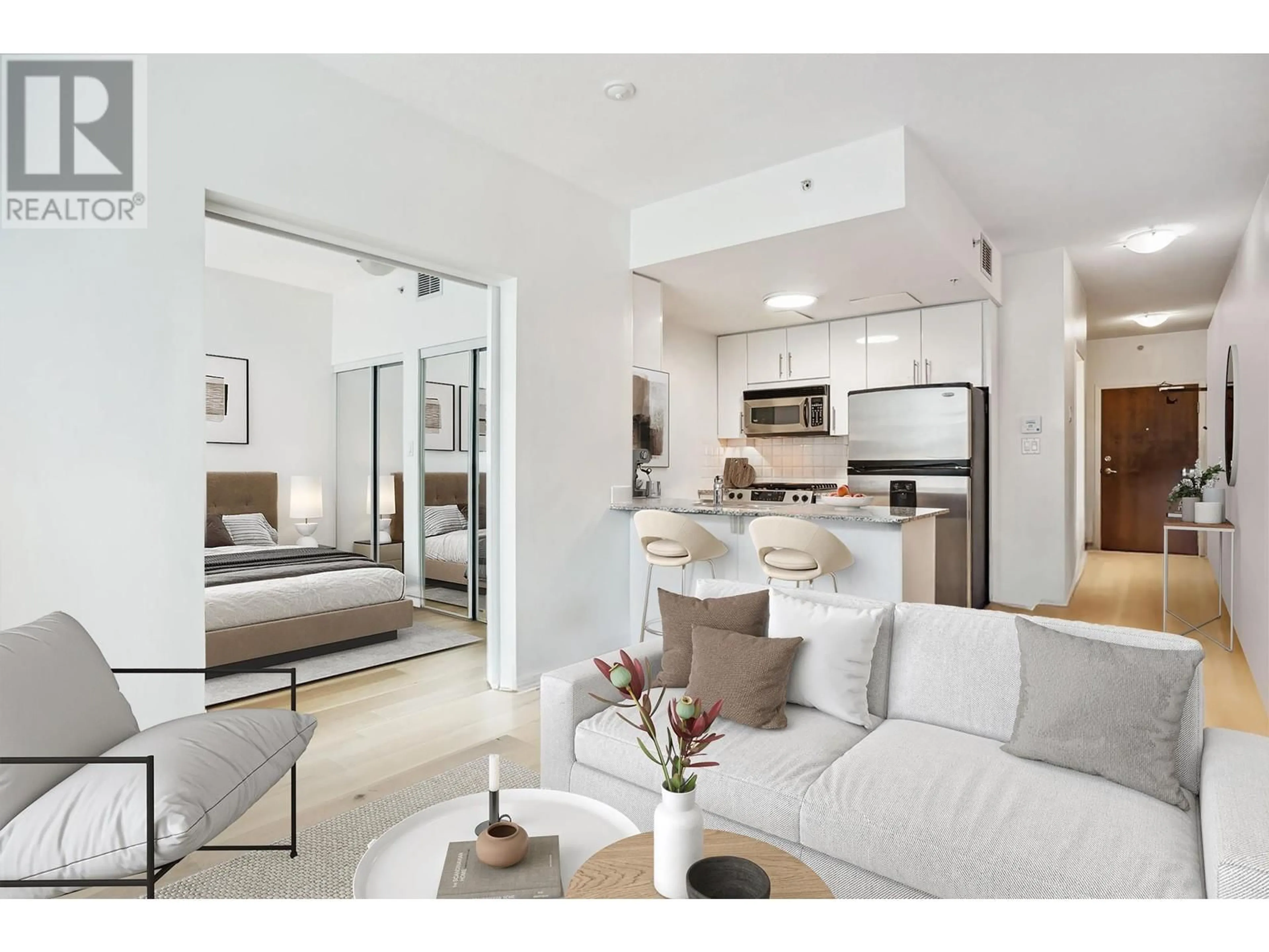 Living room with furniture, unknown for 603 - 168 ESPLANADE, North Vancouver British Columbia V7L4X8