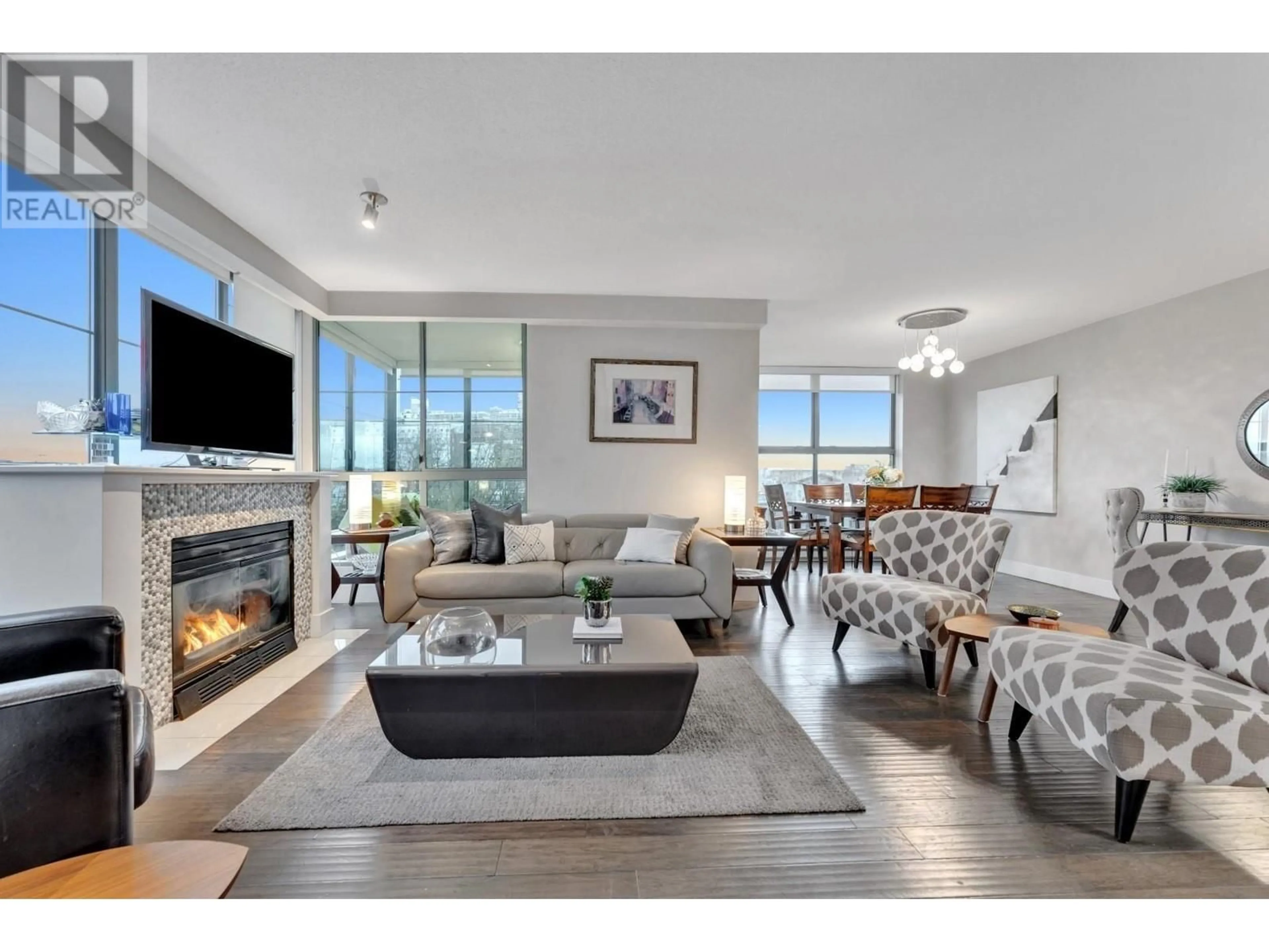 Living room with furniture, unknown for 803 - 1159 MAIN STREET, Vancouver British Columbia V6A4B6