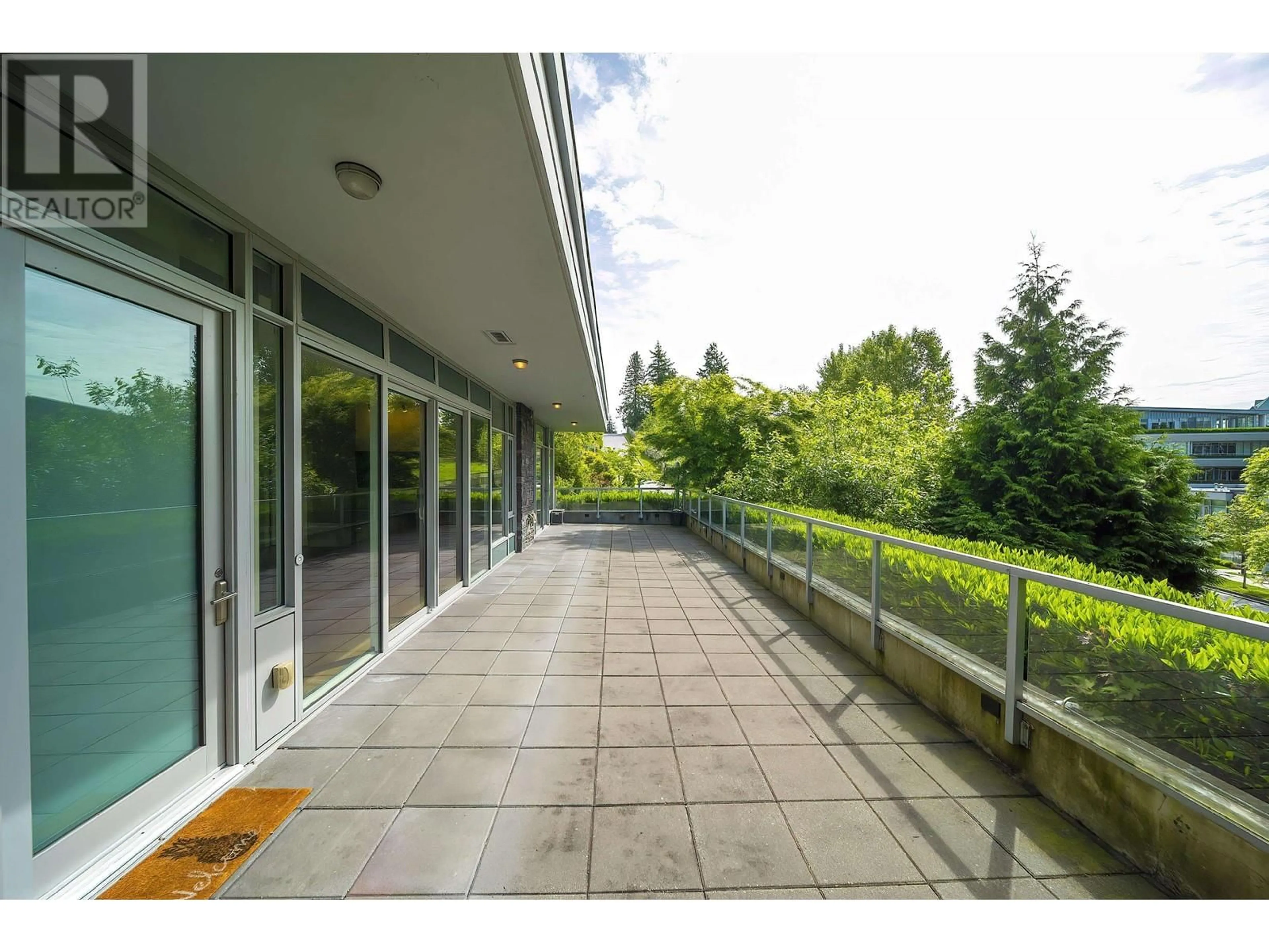 Patio, unknown for 102 - 908 KEITH ROAD, West Vancouver British Columbia V7T1M3