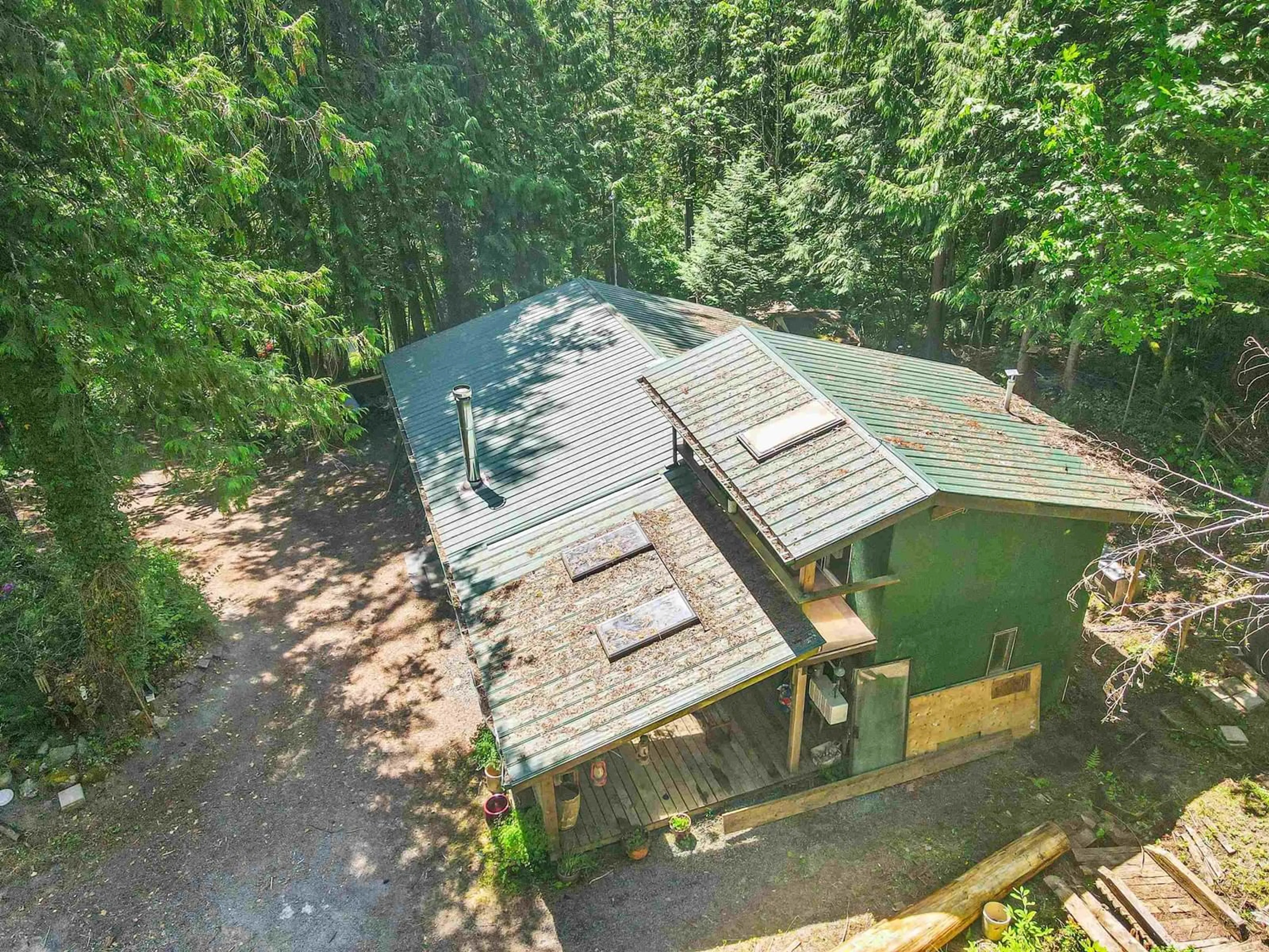 A pic from outside/outdoor area/front of a property/back of a property/a pic from drone, forest/trees view for 4139 SLESSE ROAD, Sardis - Chwk River Valley British Columbia V4Z1B3