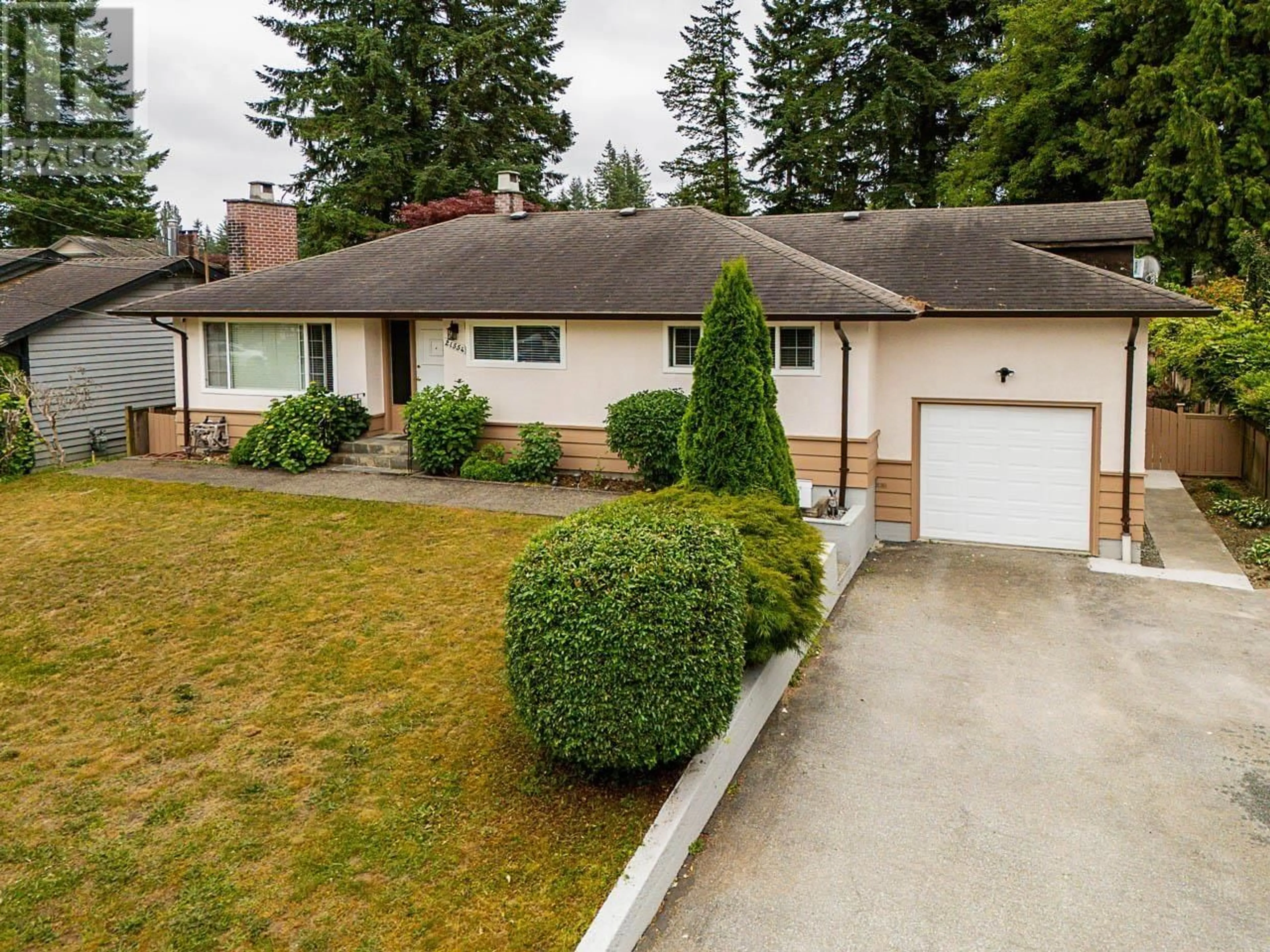 A pic from outside/outdoor area/front of a property/back of a property/a pic from drone, street for 21554 122 AVENUE, Maple Ridge British Columbia V2X3W6
