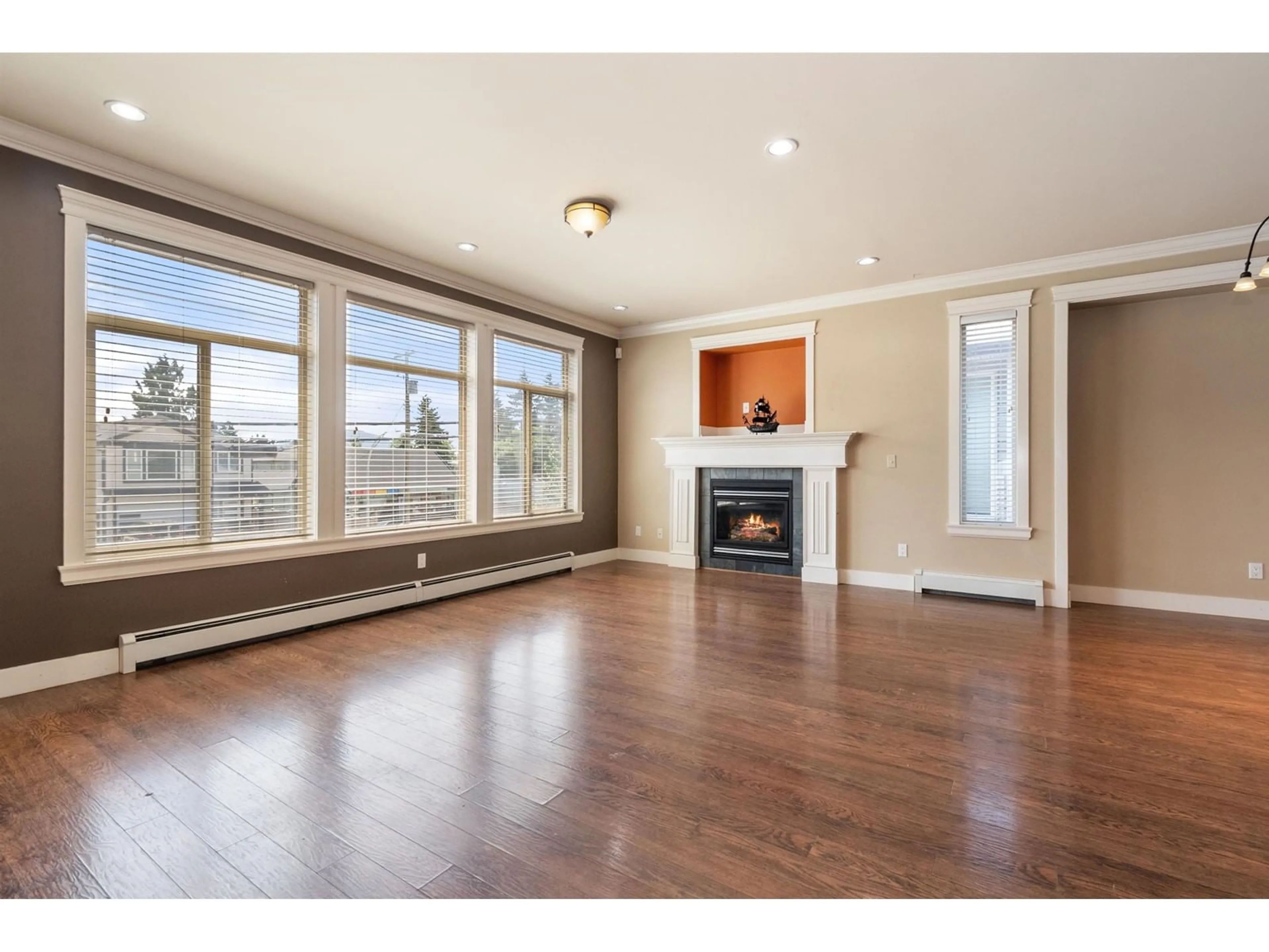 A pic of a room for 46623 FIRST AVENUE, Chilliwack British Columbia V2P1X4