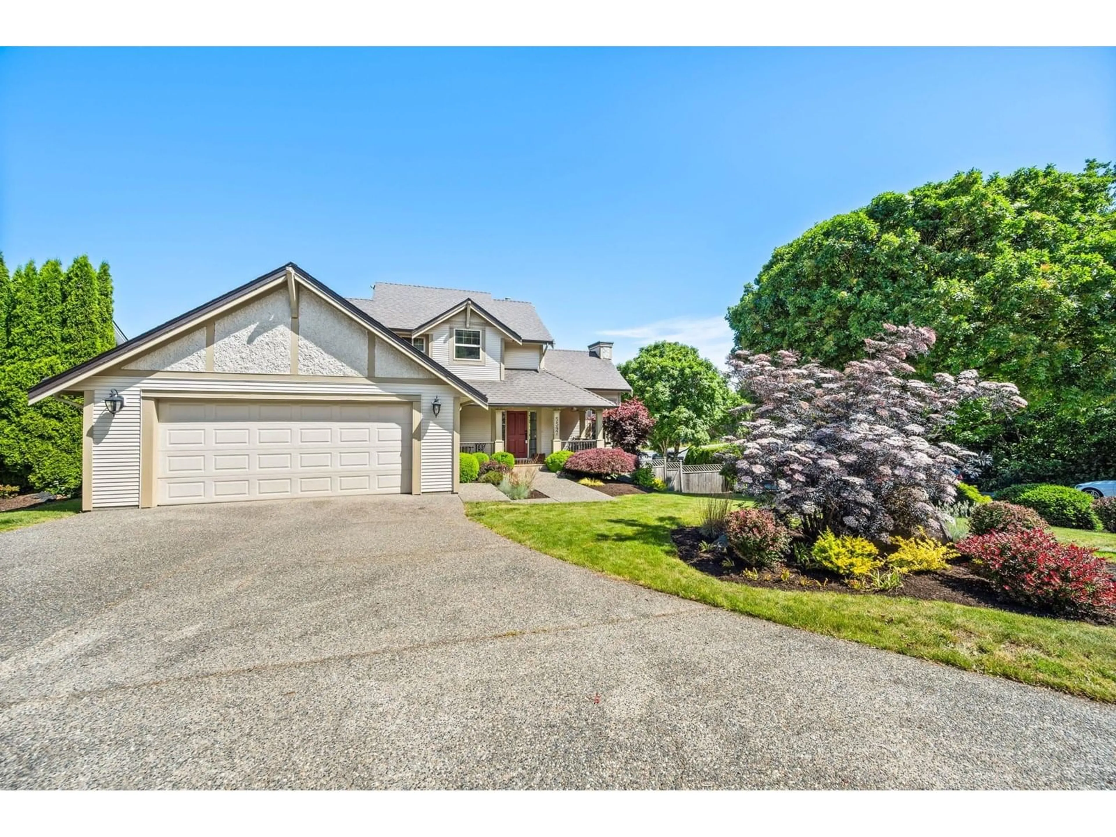 A pic from outside/outdoor area/front of a property/back of a property/a pic from drone, street for 5597 ALPINE CRESCENT, Chilliwack British Columbia V2R5N2